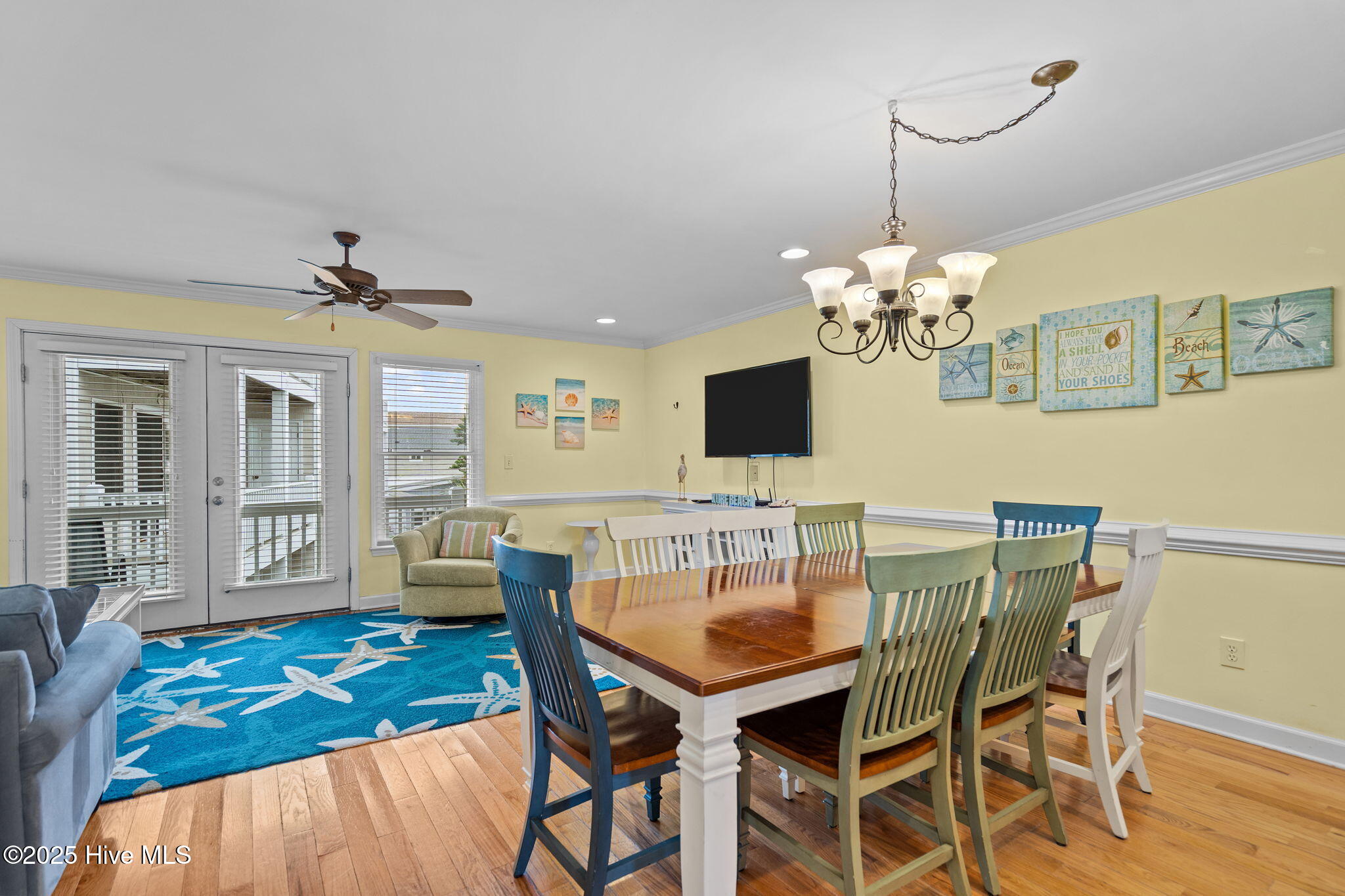 100531131 | Photo 21