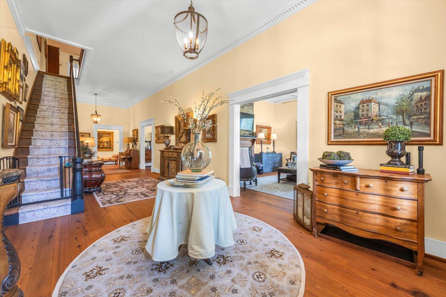 05-5111 Greensboro Rd S 05