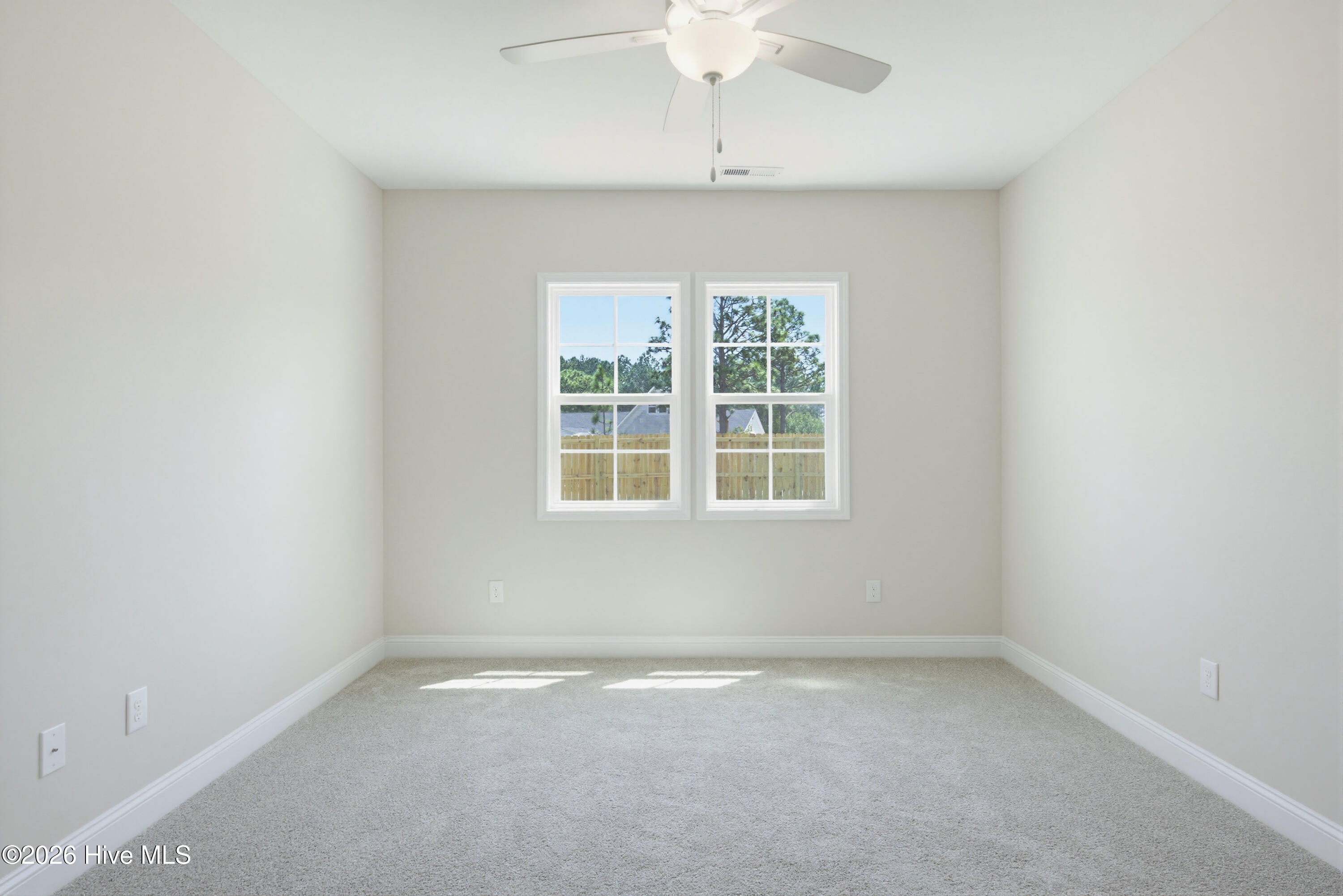 100567611 | Photo 11