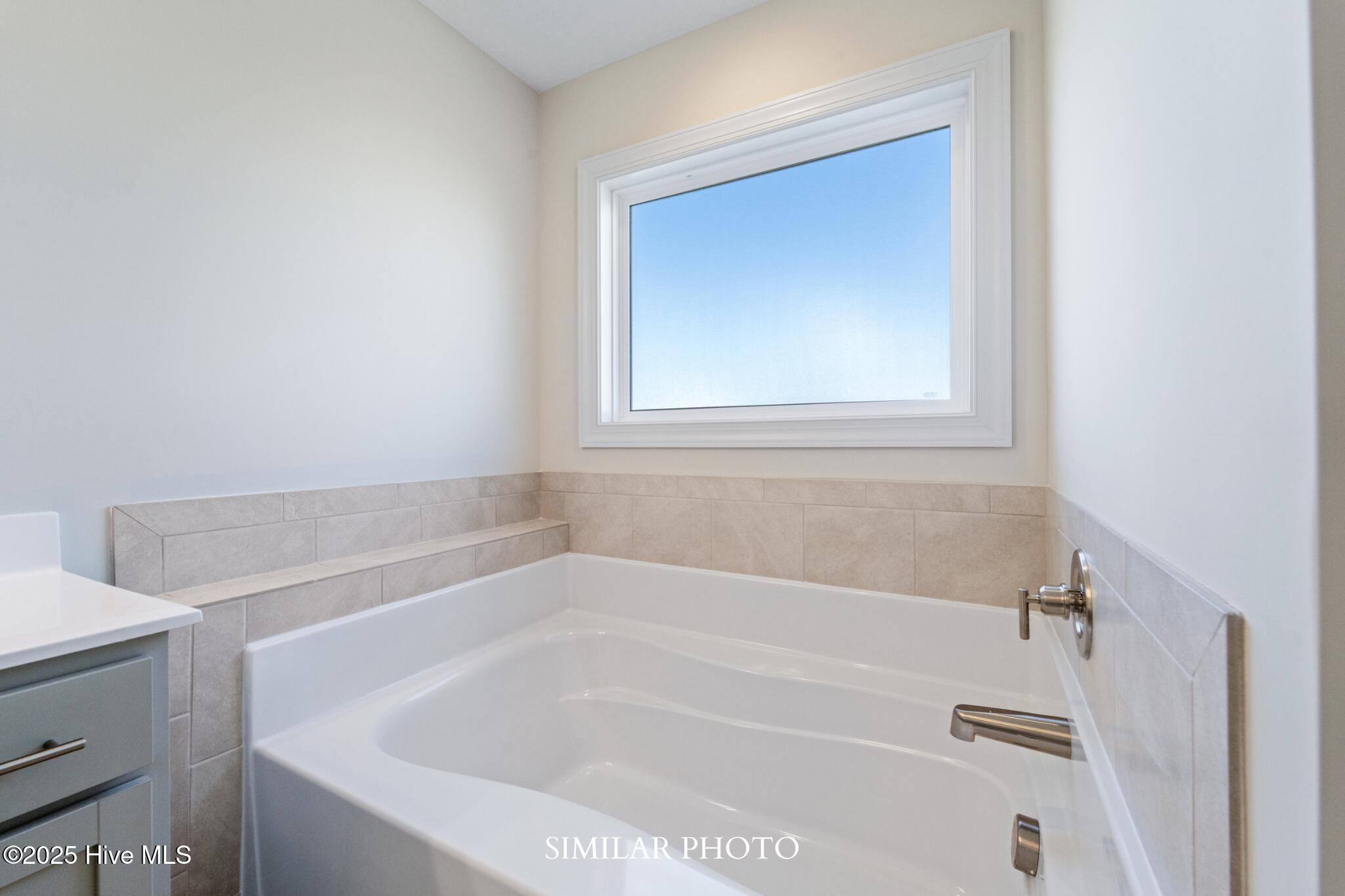 100546136 | Photo 22