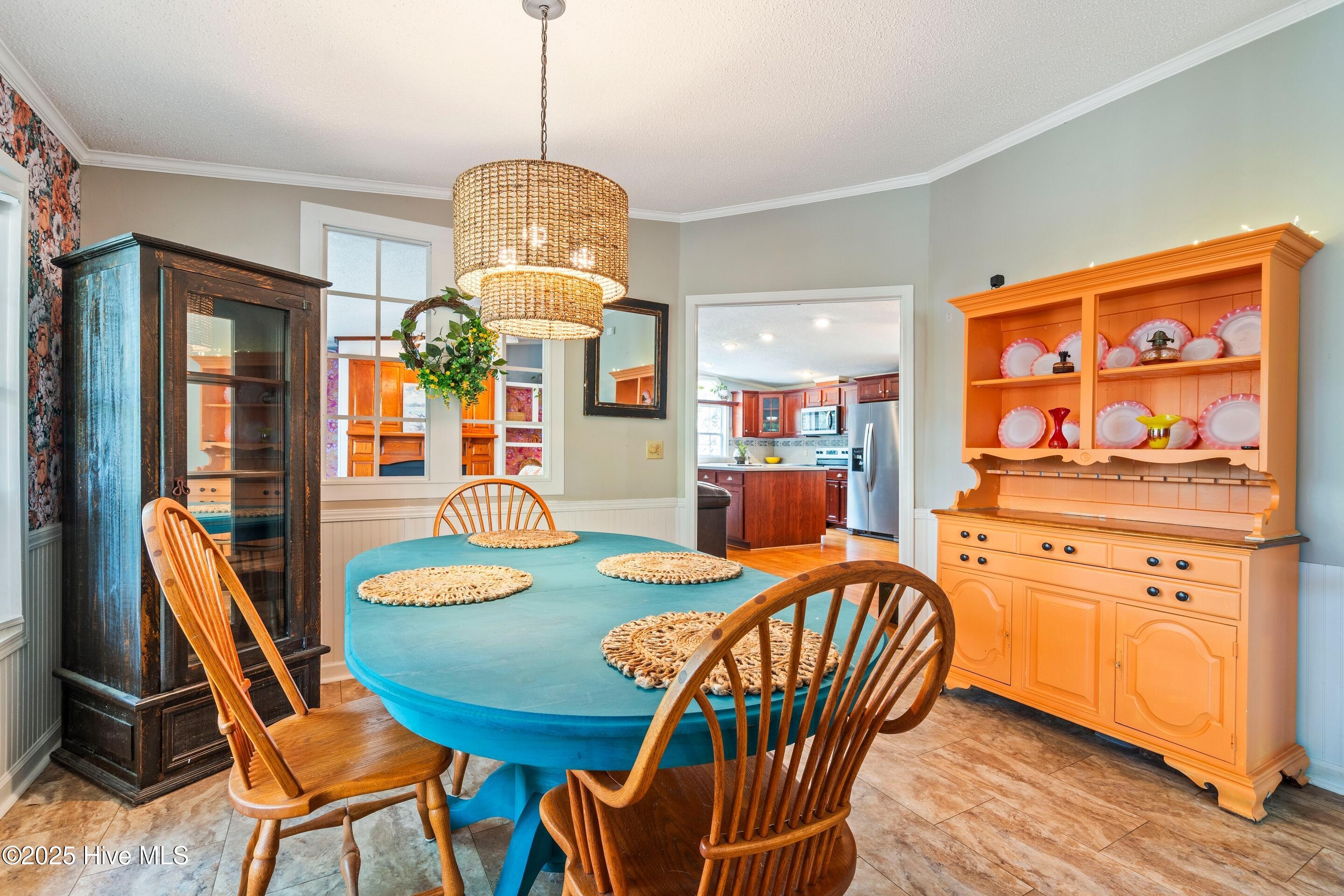 100535667 | Photo 10