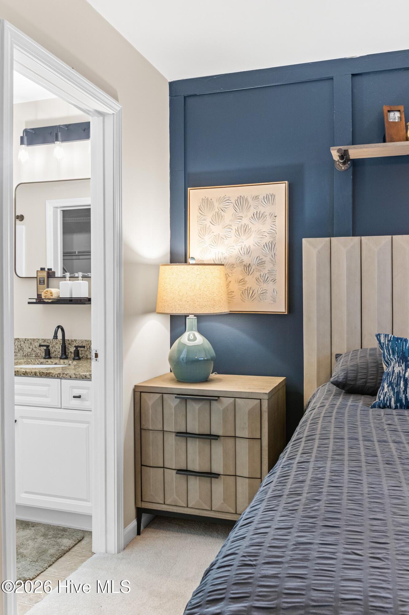 100557697 | Photo 10