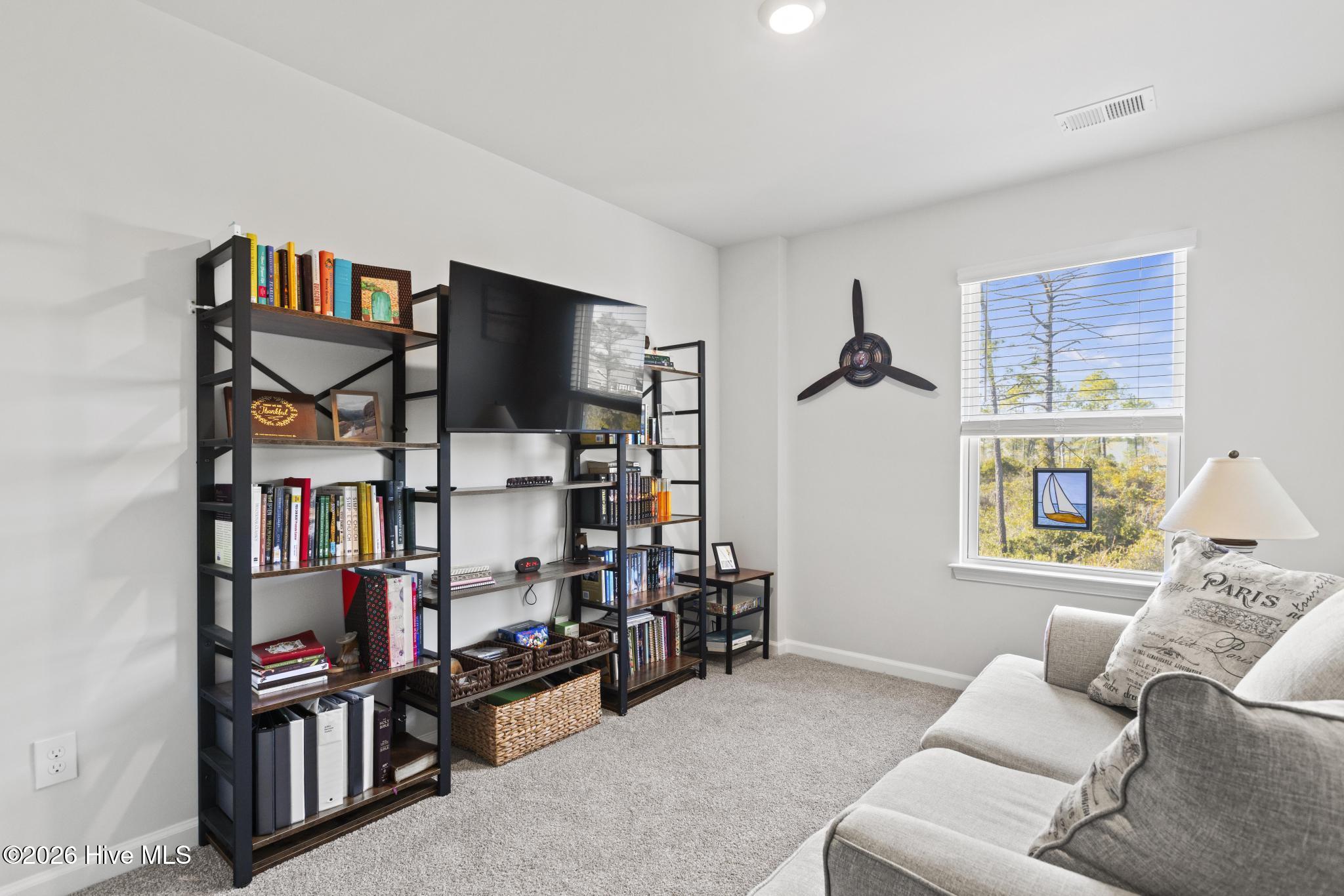 100554269 | Photo 14