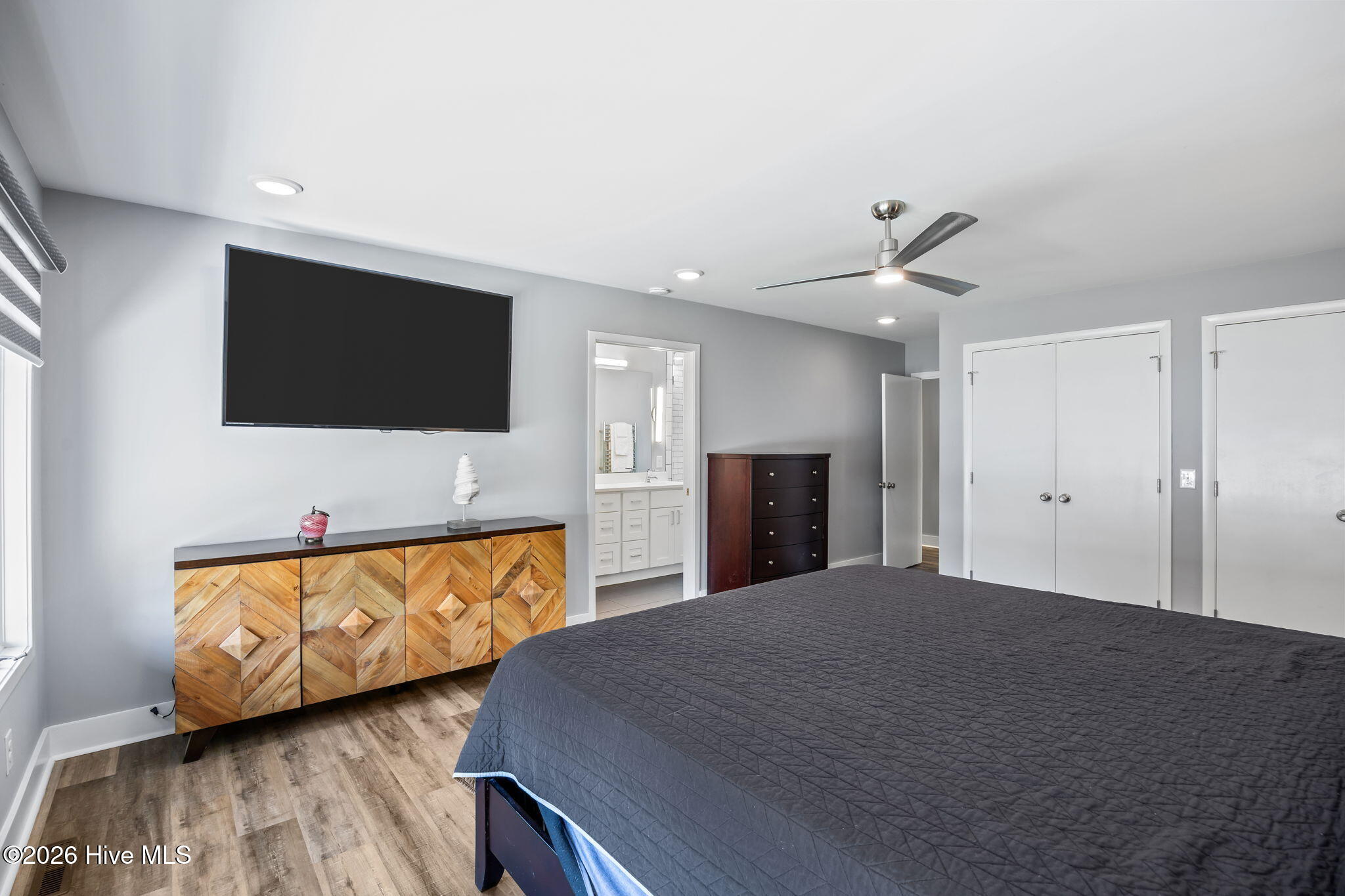 100560394 | Photo 34