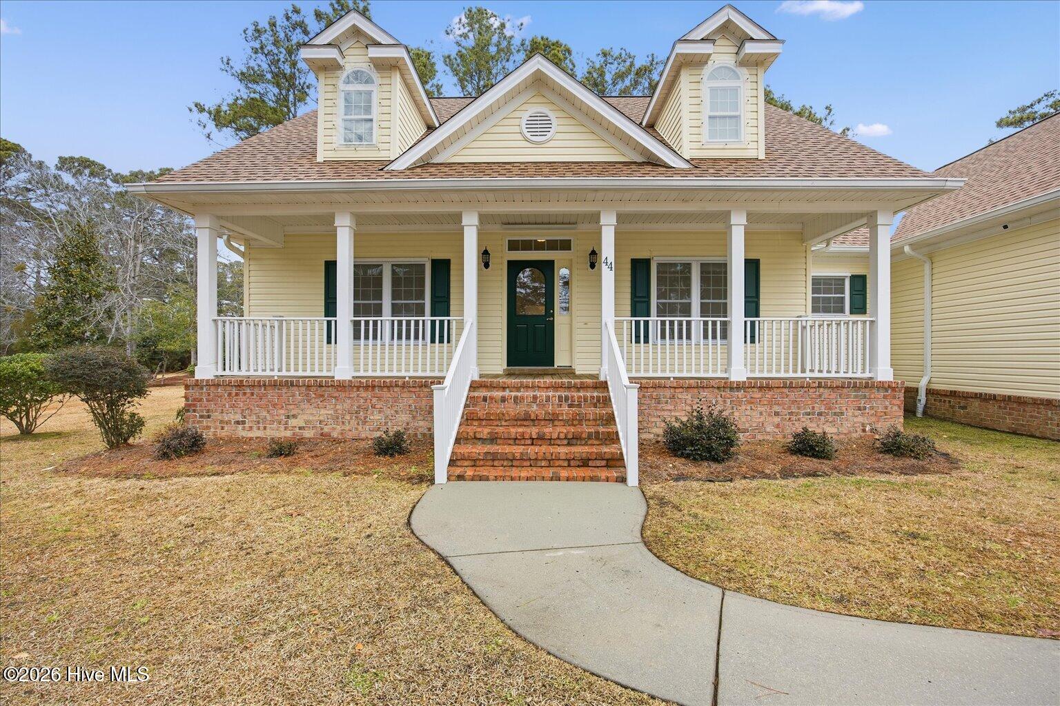 100553011 | Photo 56