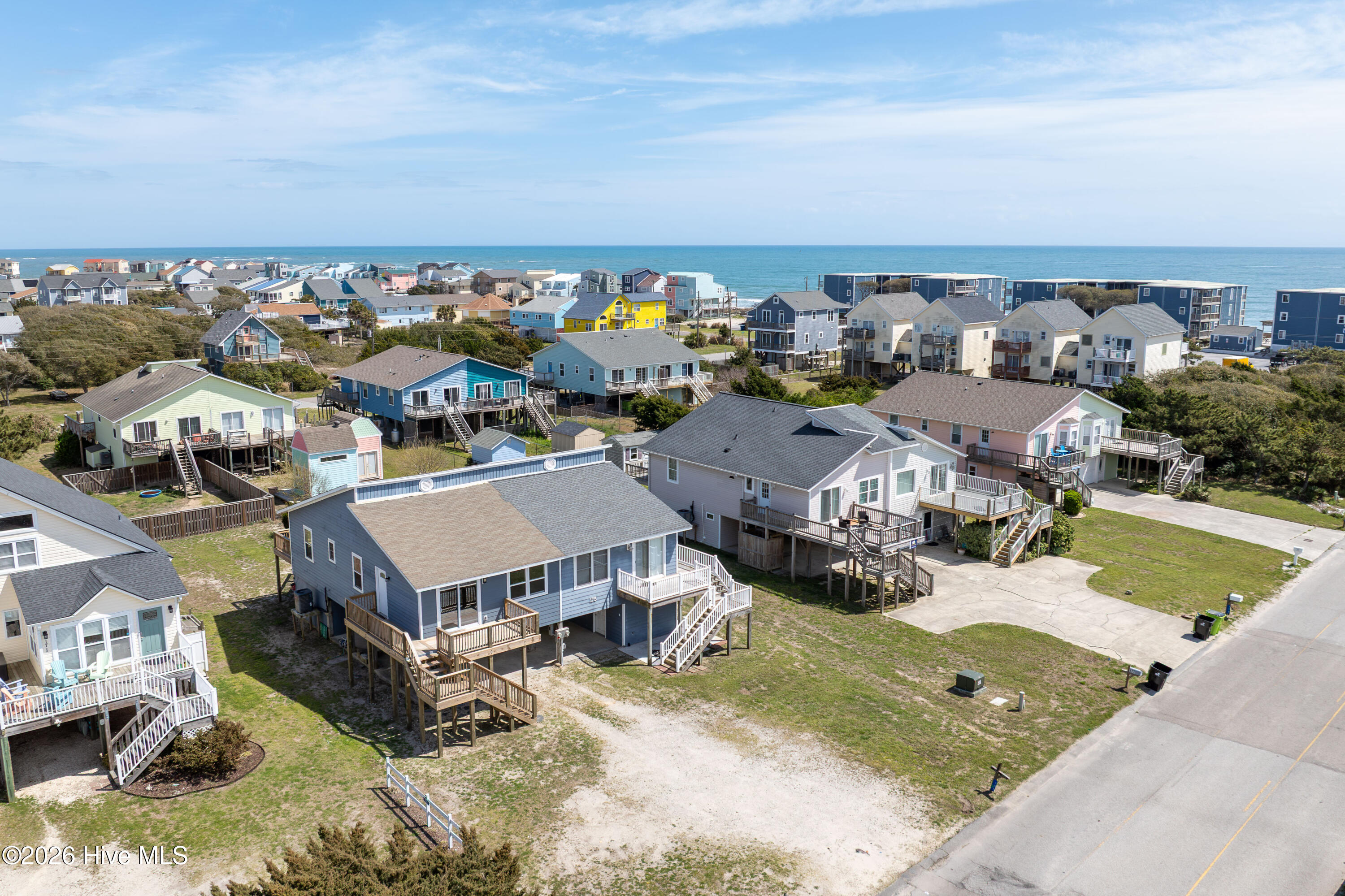 100489747 | Photo 36