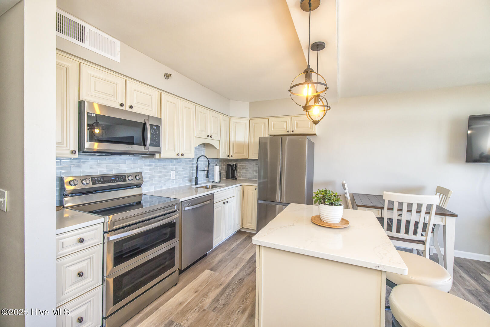 1080 Saint Joseph Street Apt 4d, Carolina Beach, NC 28428 – photo 16: D21