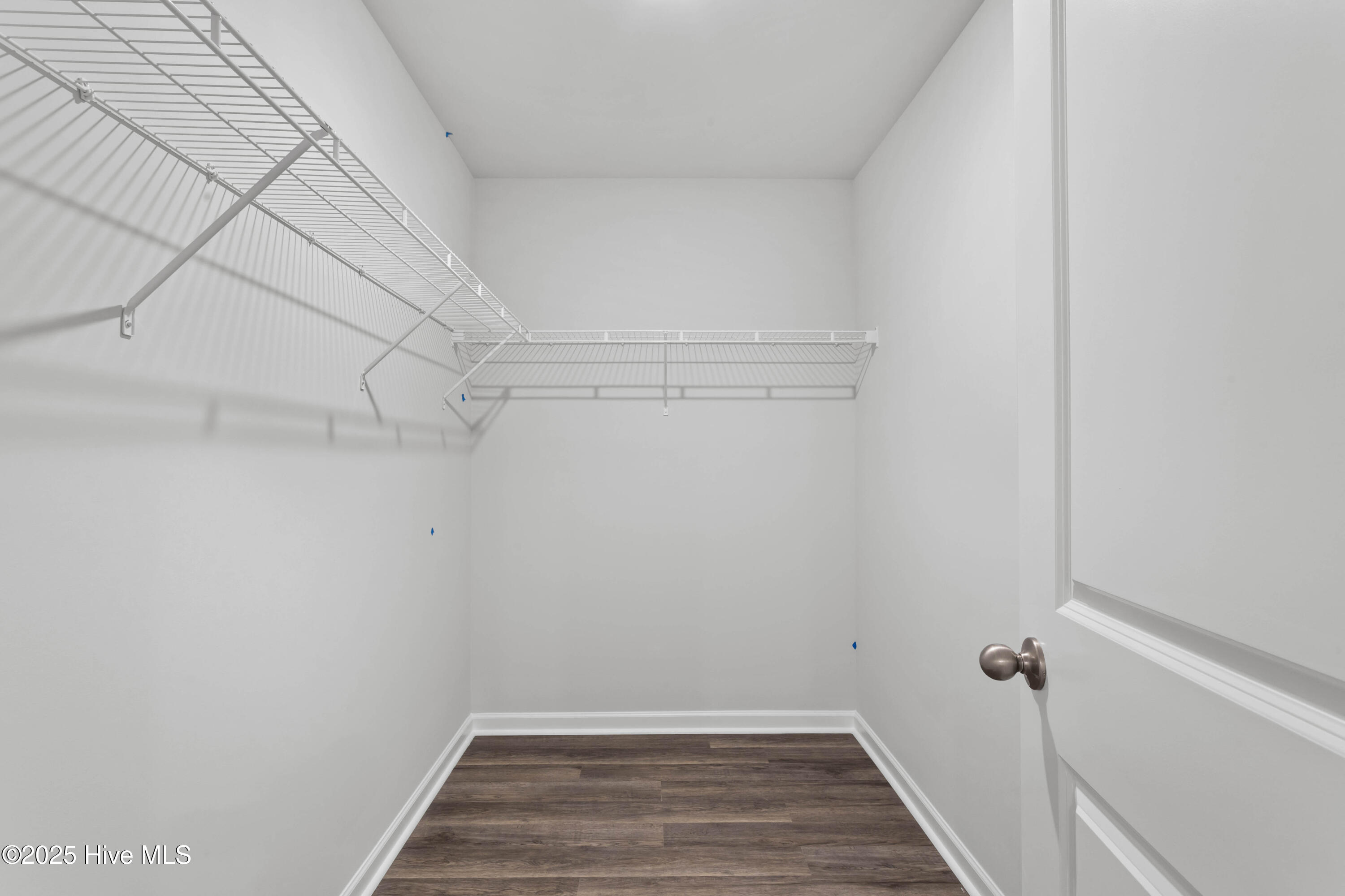 503 Sandy Hollow Drive, Jacksonville, NC 28540 – photo 16: Photo of Similar Home