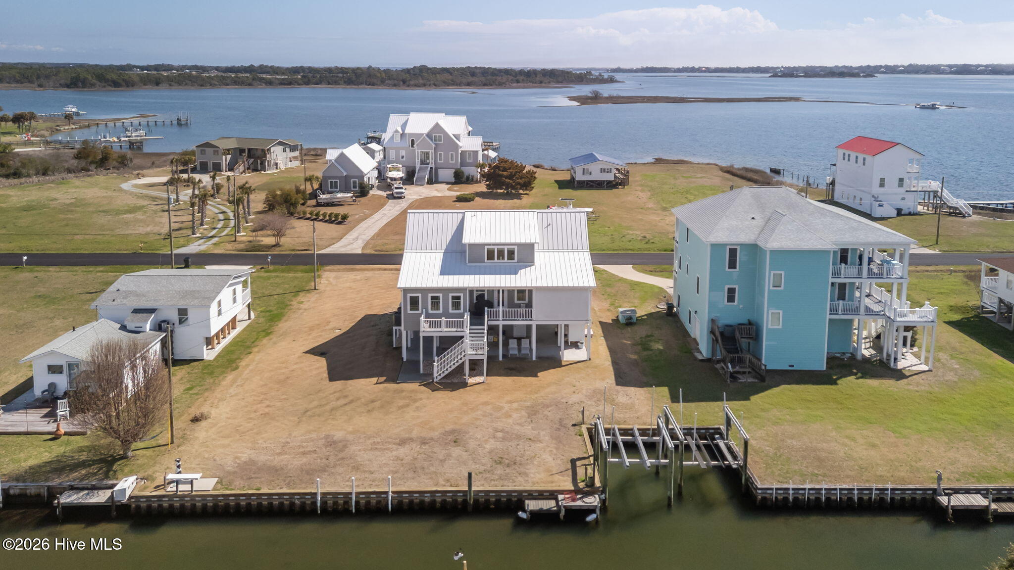 100559740 | Photo 10