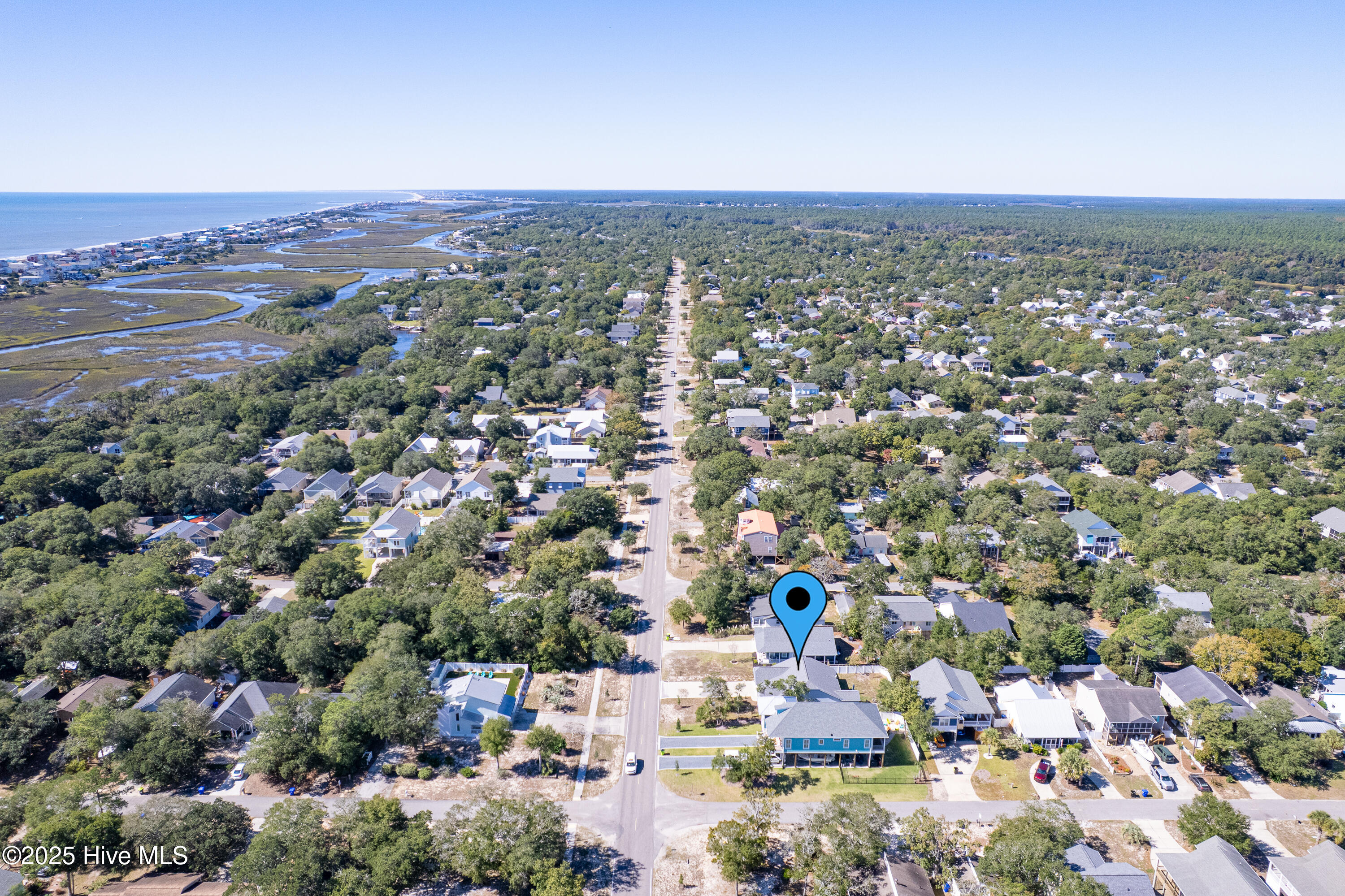 100523610 | Photo 46