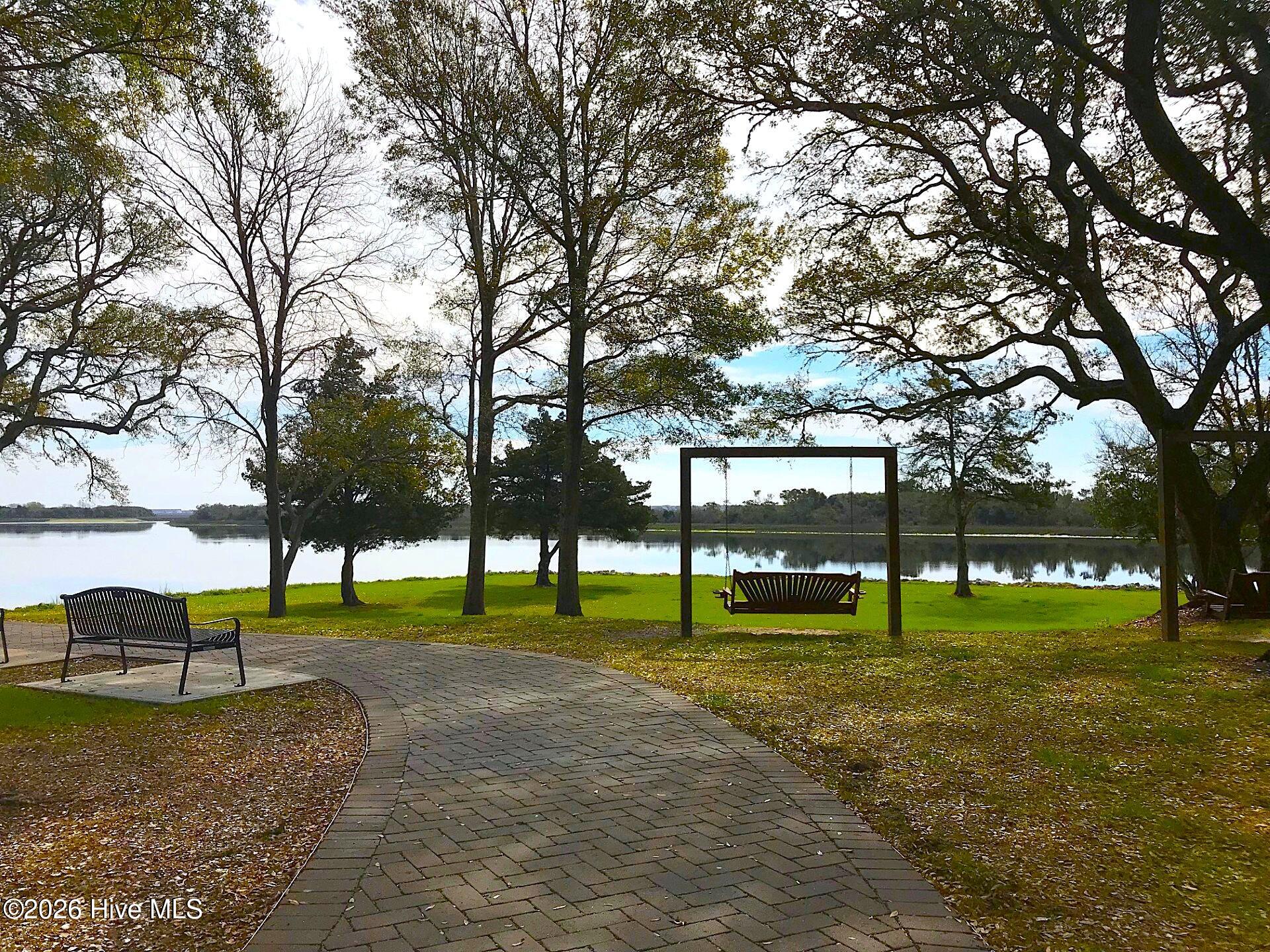 100552284 | Photo 42