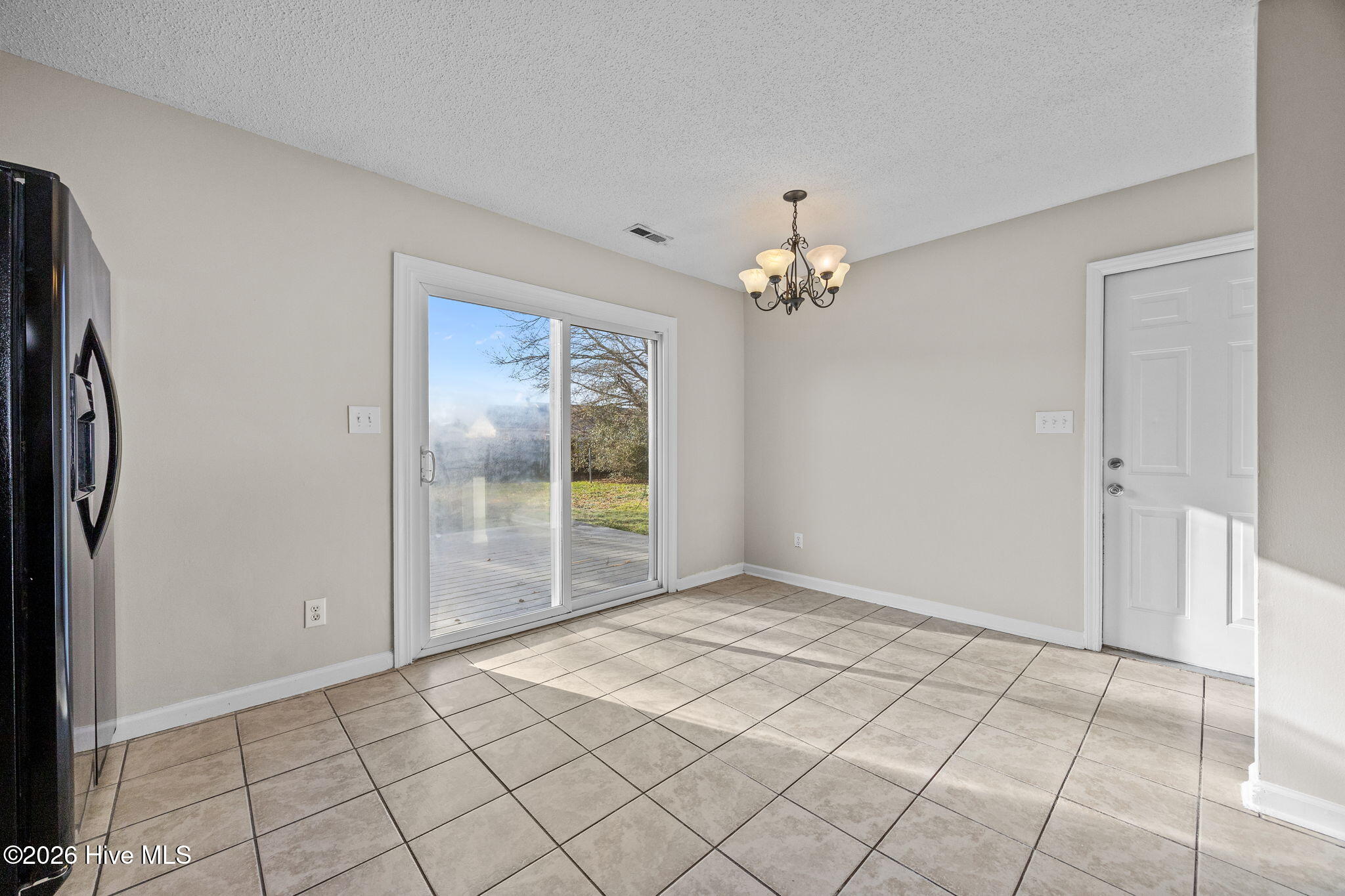 100551287 | Photo 18