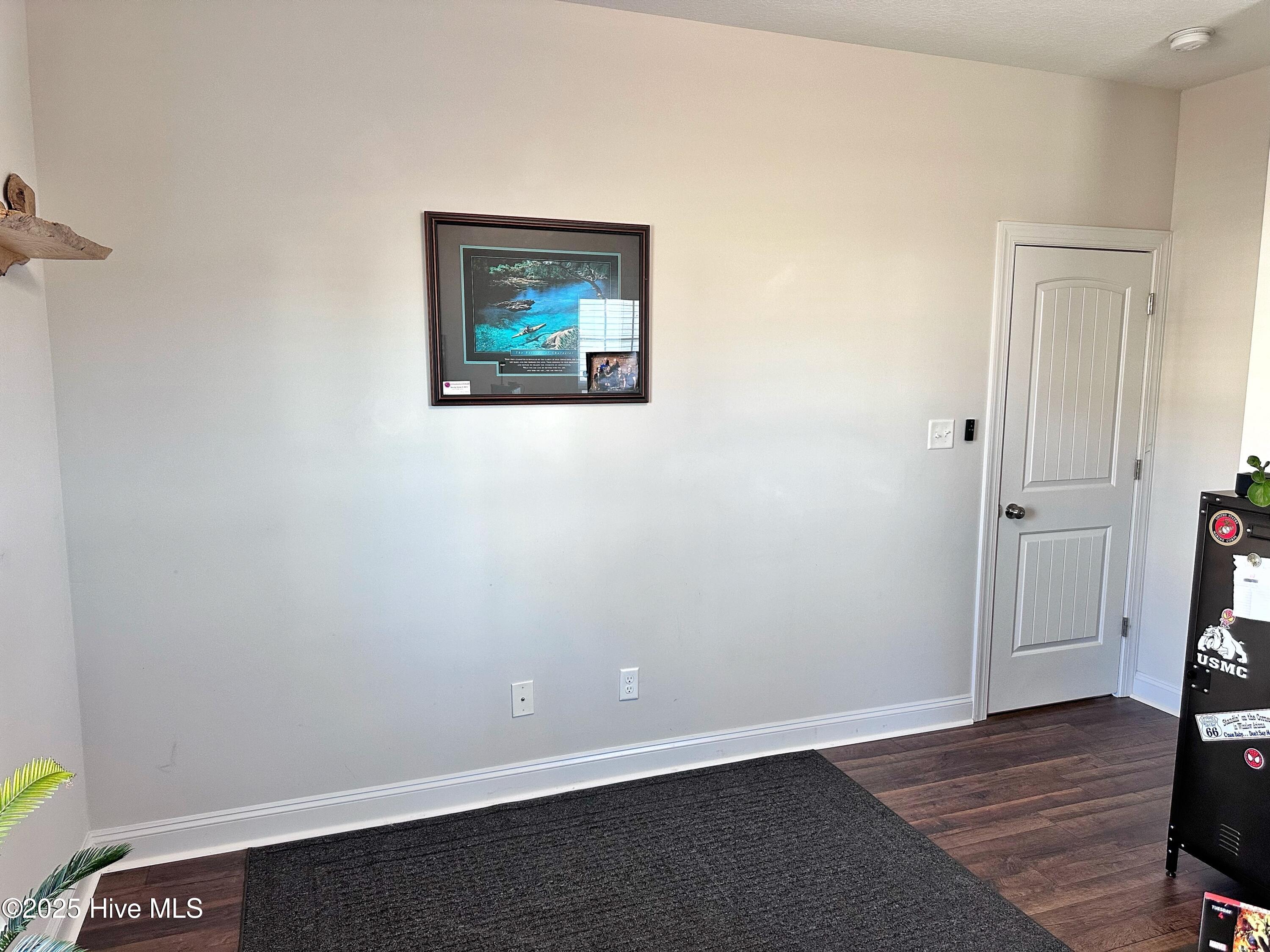 100540901 | Photo 24