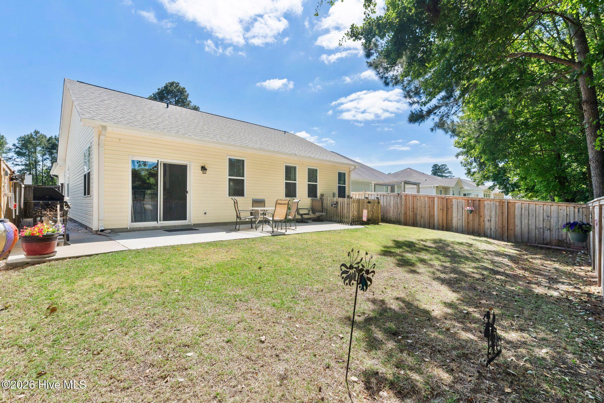 100570513 | Photo 43