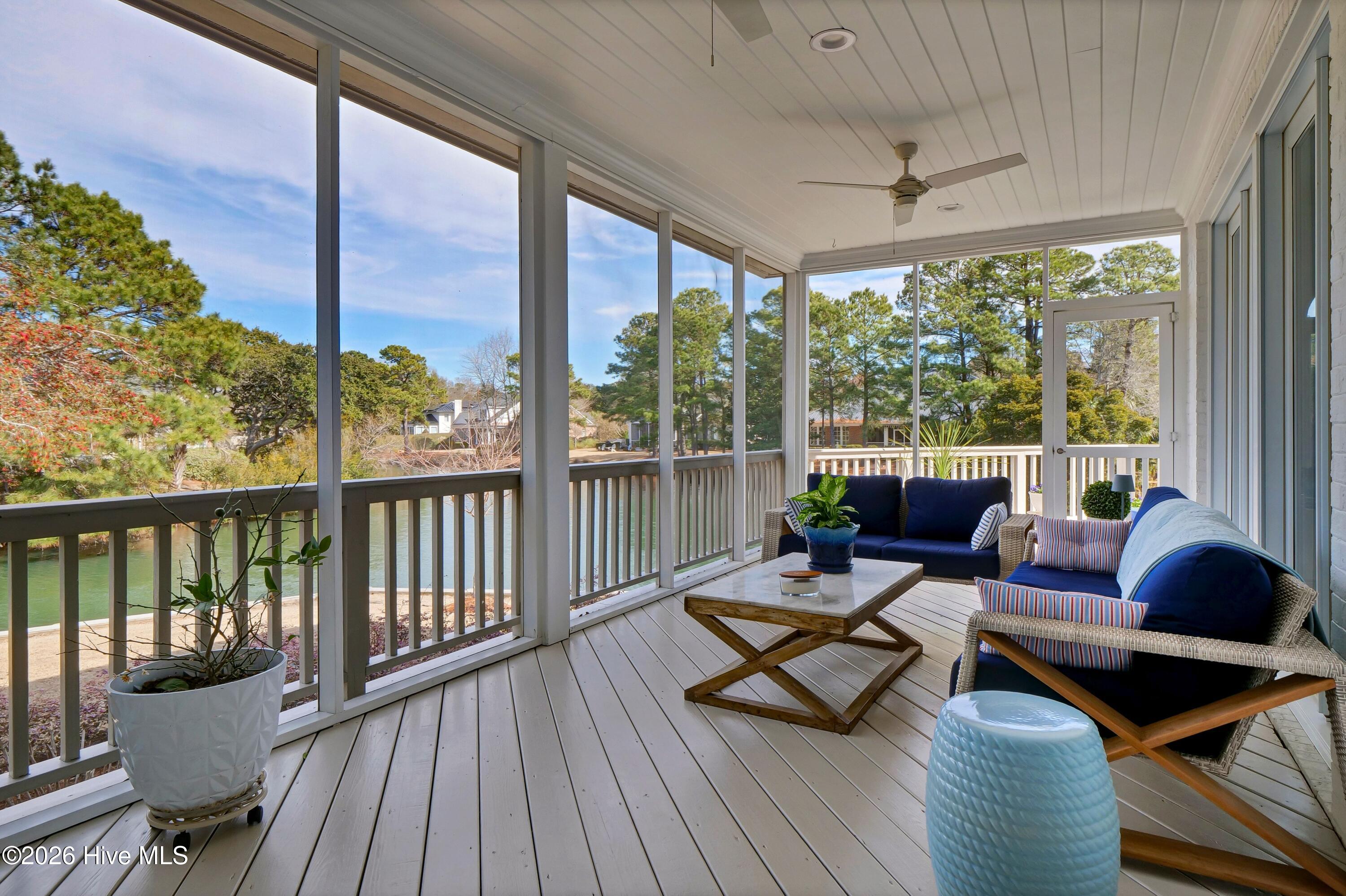 100552797 | Photo 38