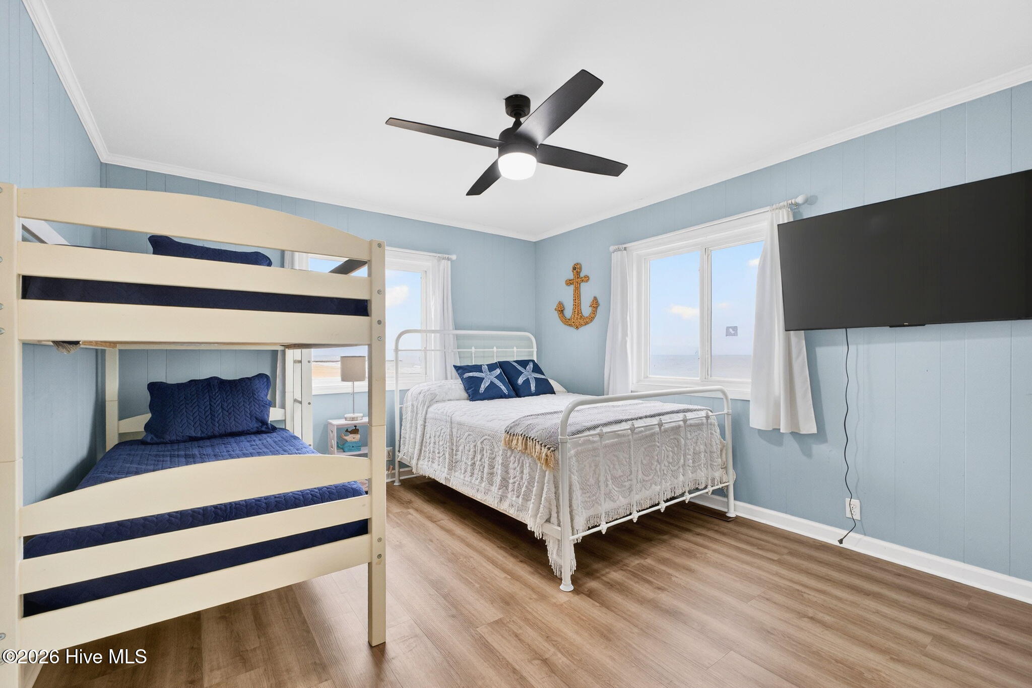 100558118 | Photo 27