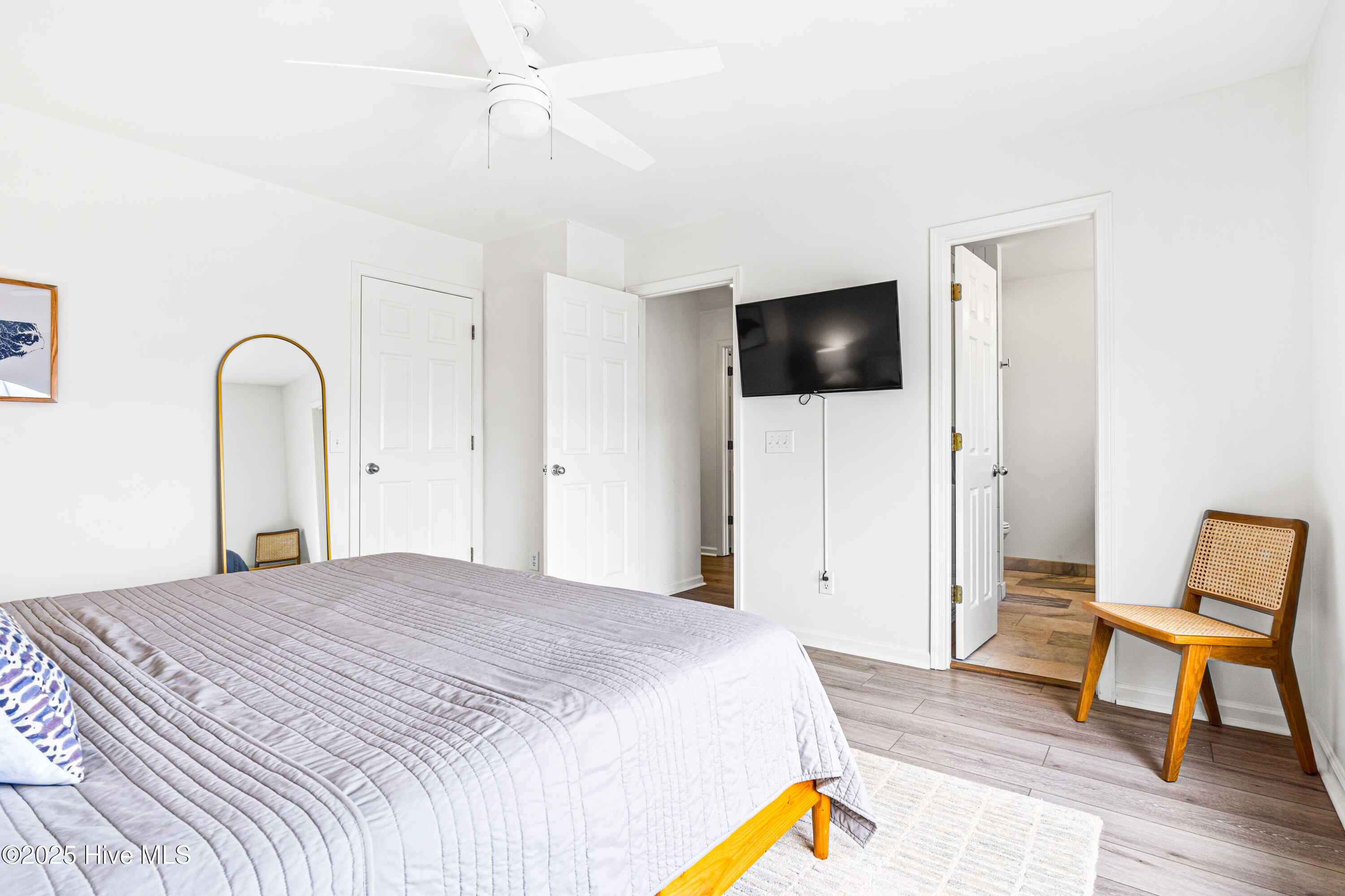 100510863 | Photo 29