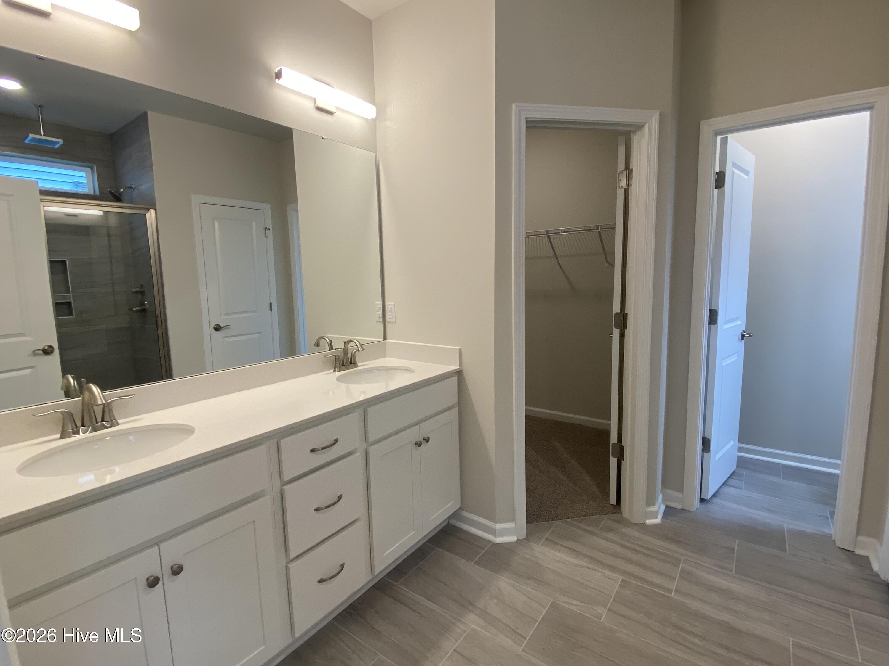 100550030 | Photo 10