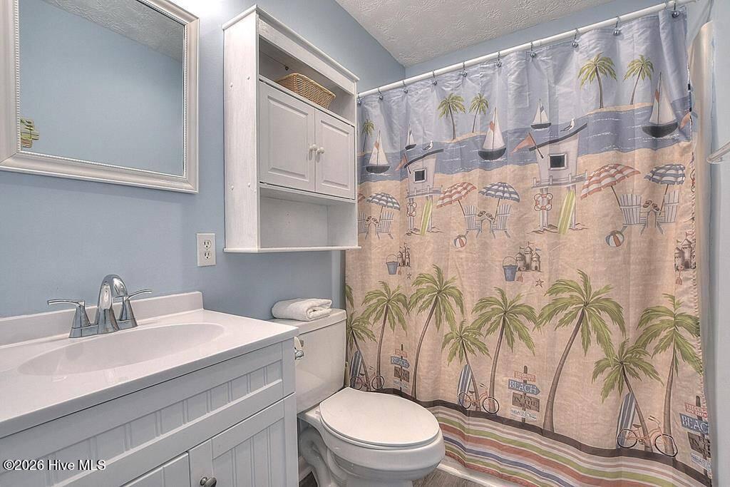 100558357 | Photo 22