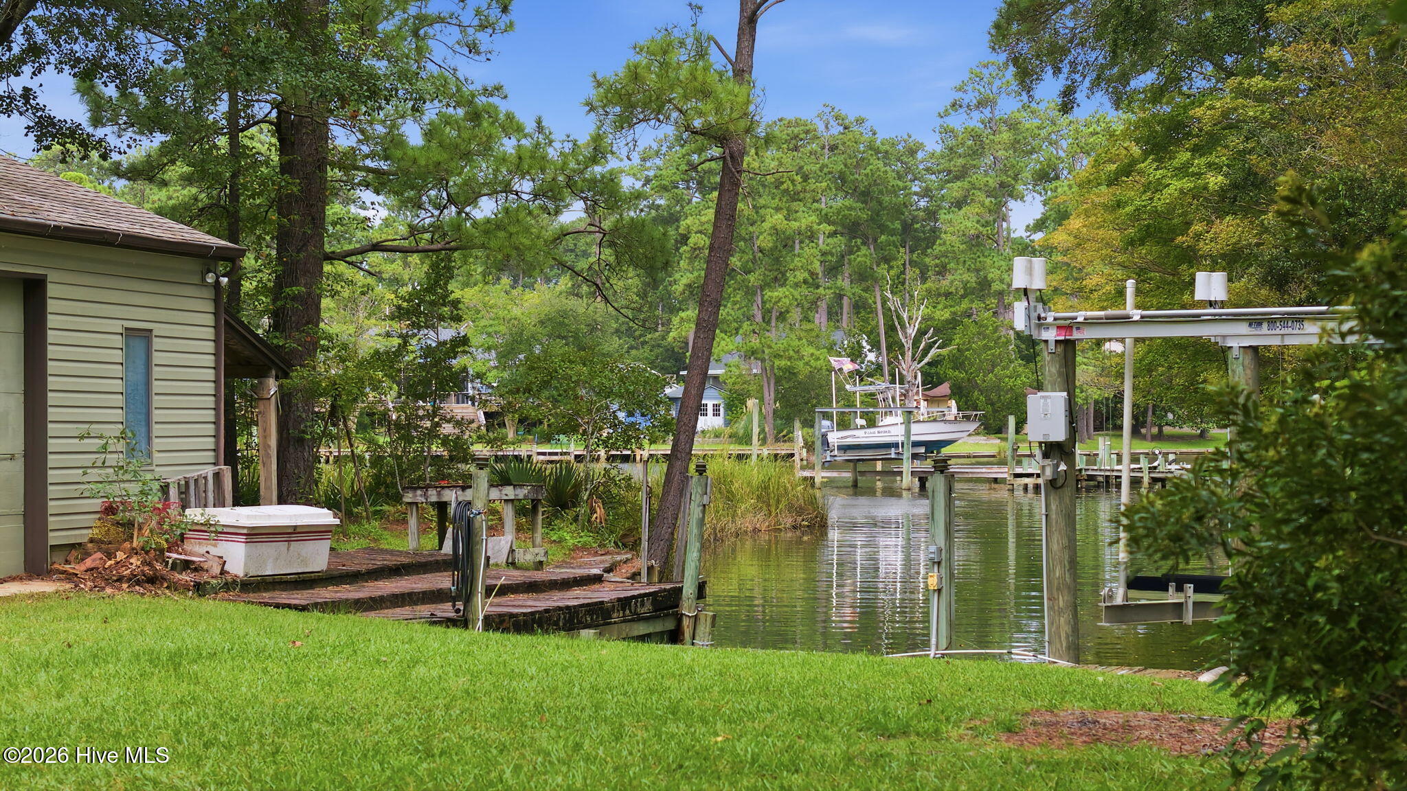 6001 Mainsail Point Road,Oriental