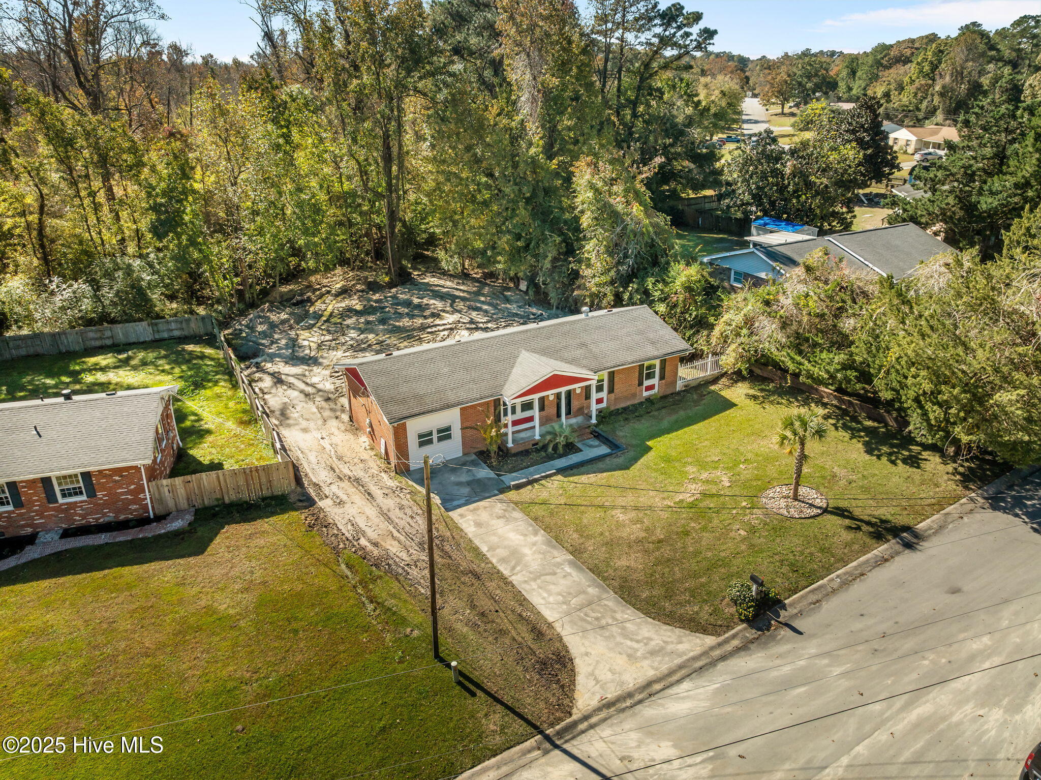 100543026 | Photo 13