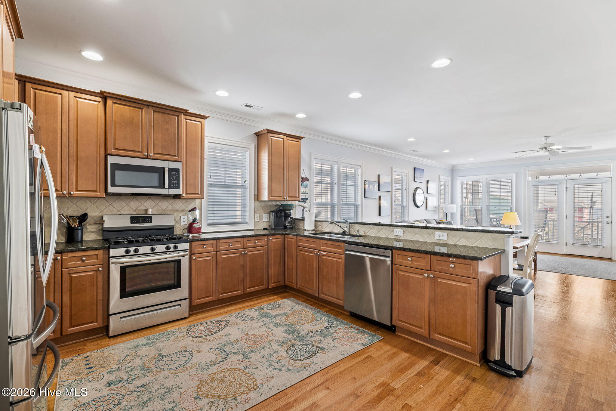 100551653 | Photo 18