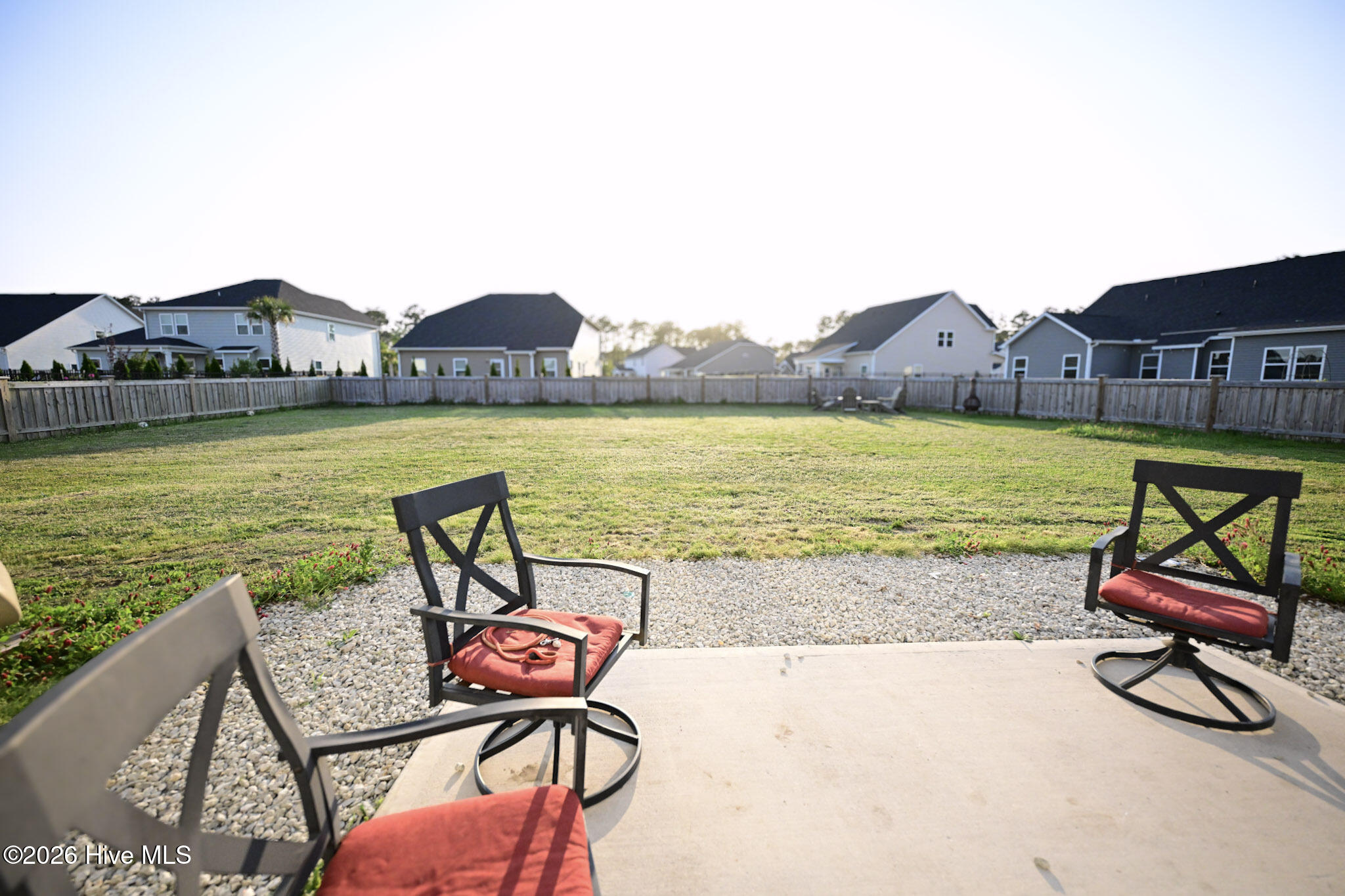 100570213 | Photo 29