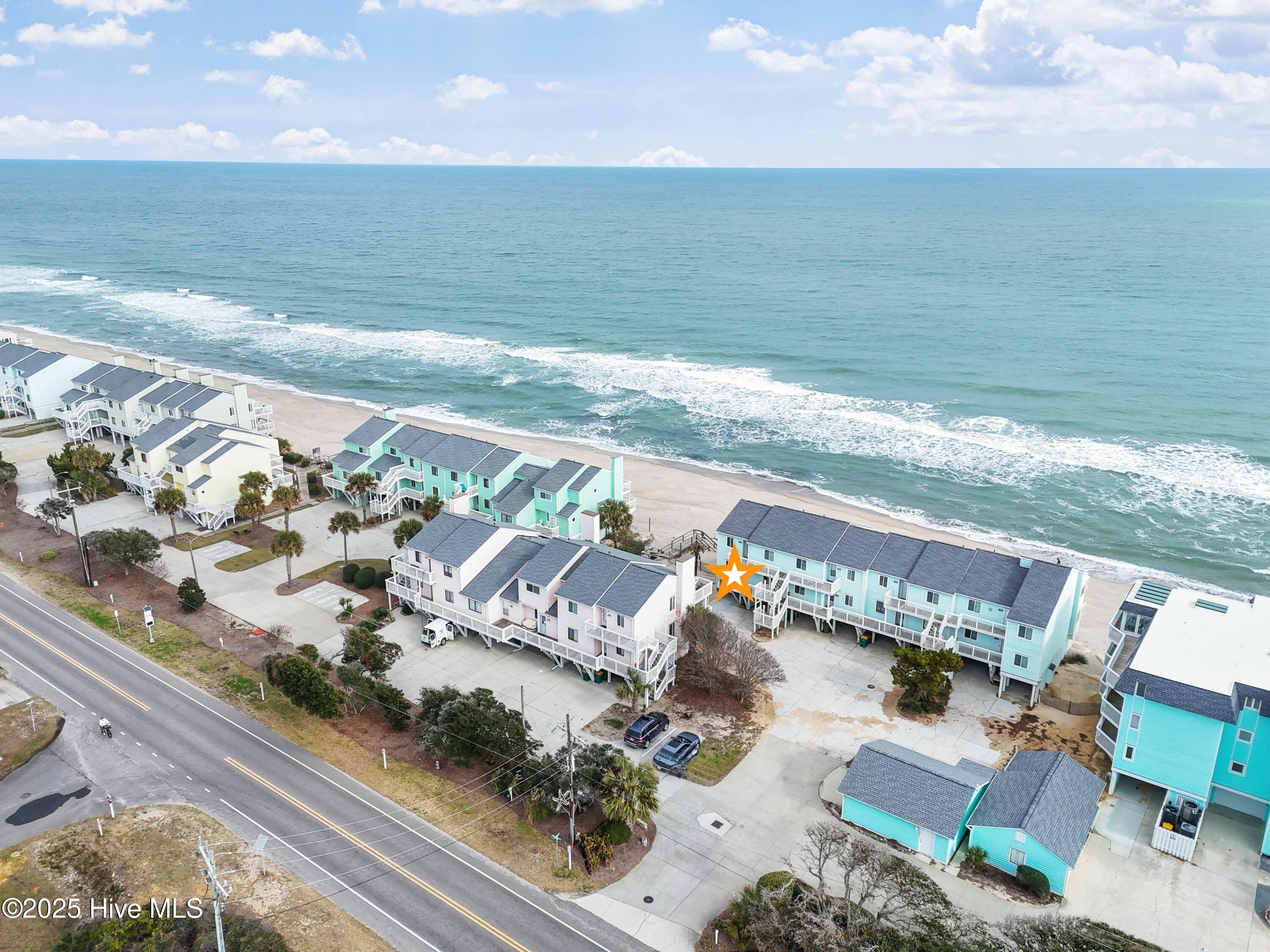 100544302 | Photo 47