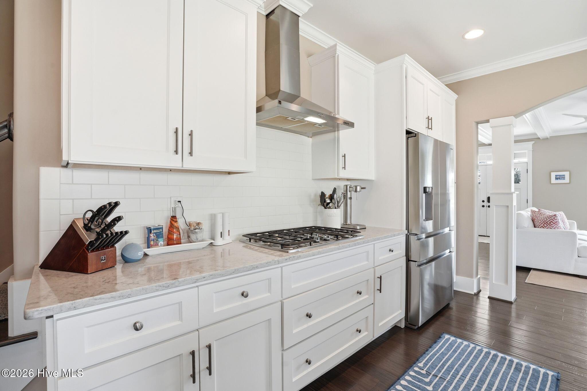 100559080 | Photo 32