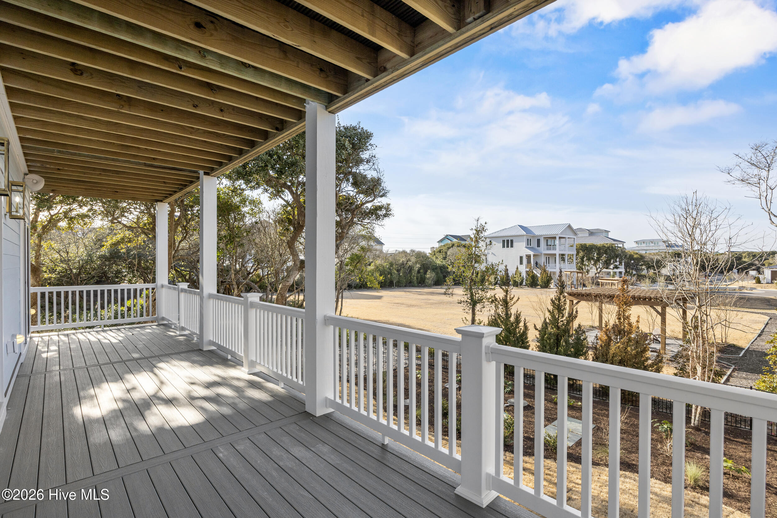 100543064 | Photo 33