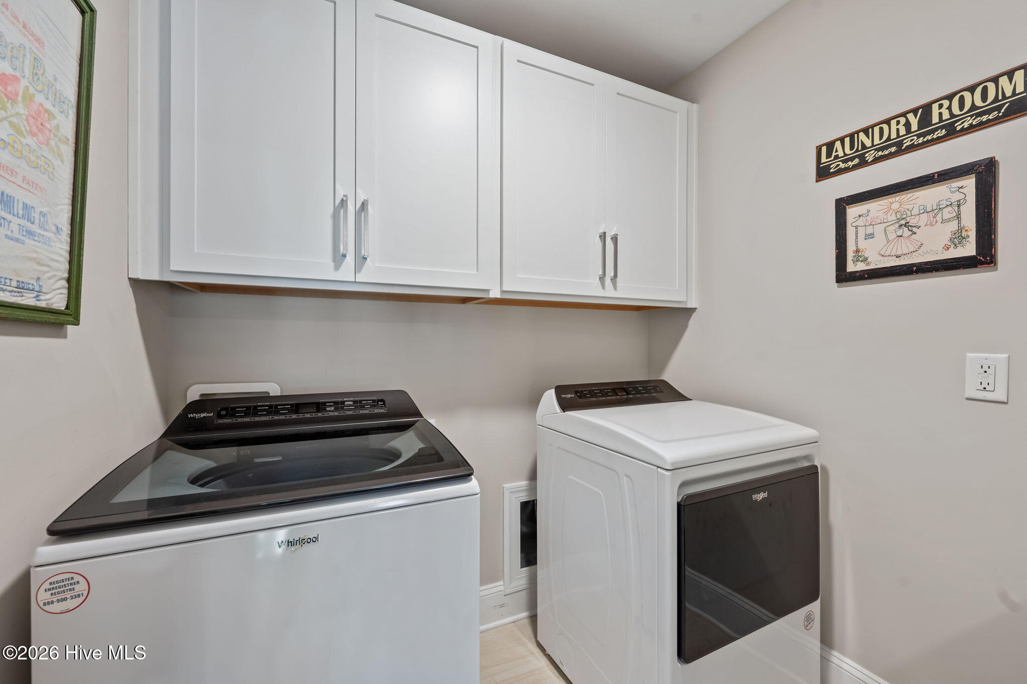 100564361 | Photo 37