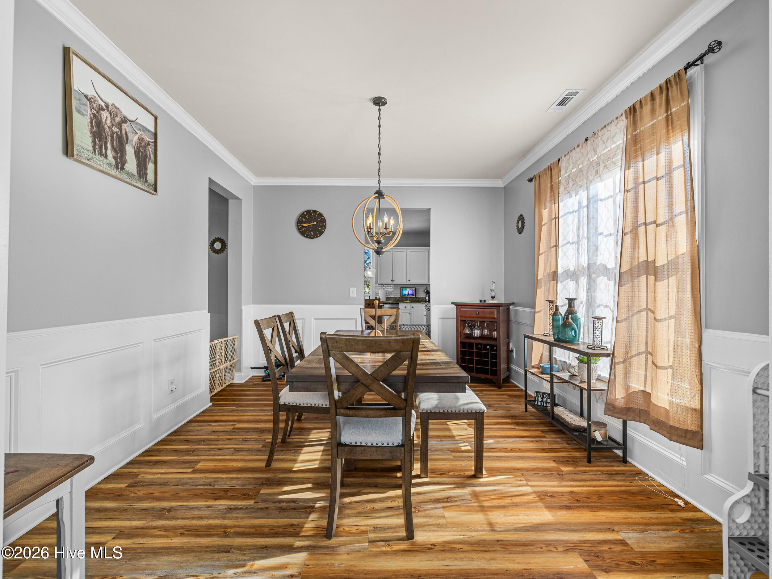 100554217 | Photo 15