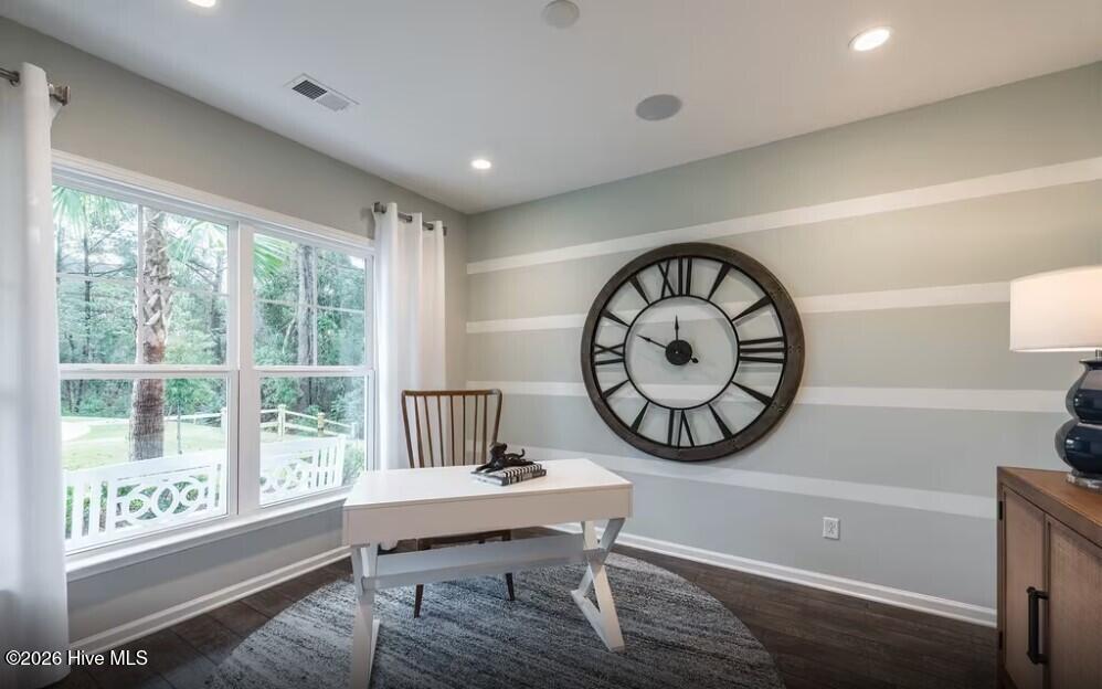 100555806 | Photo 14