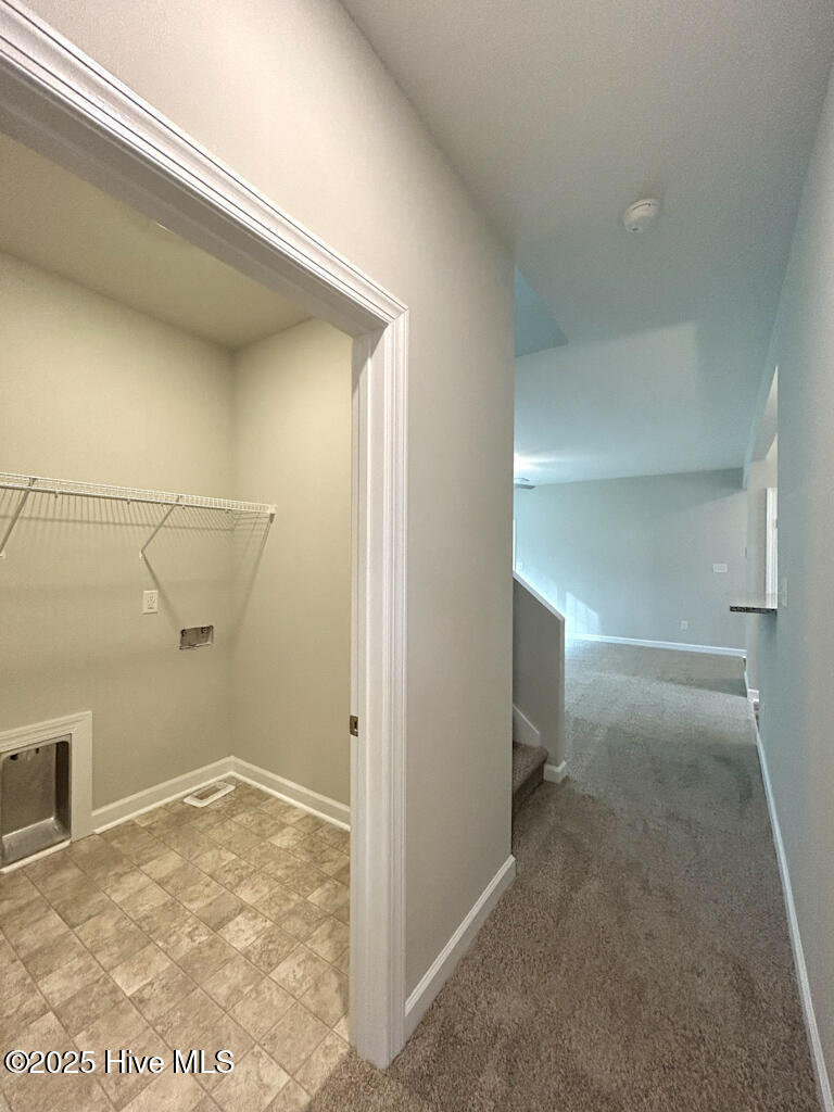 100560362 | Photo 30