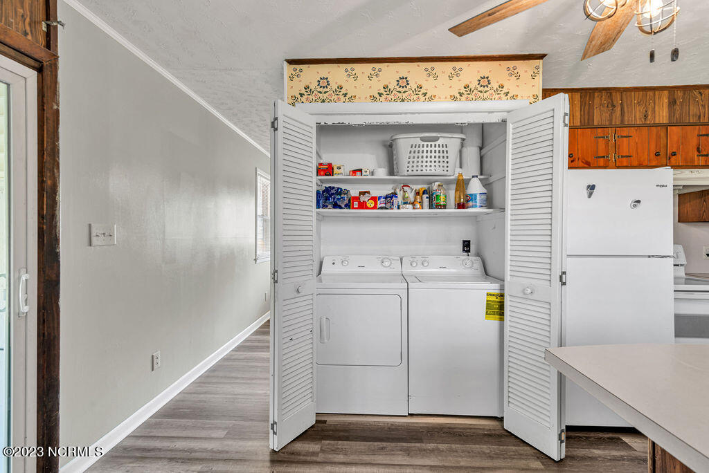 100550448 | Photo 10