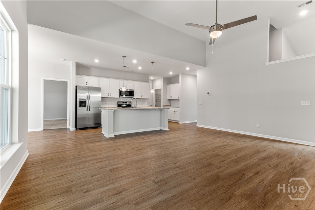 NOT THE ACTUAL HOME. Pictures are of a completed Stillwater plan and are for REFERENCE ONLY.