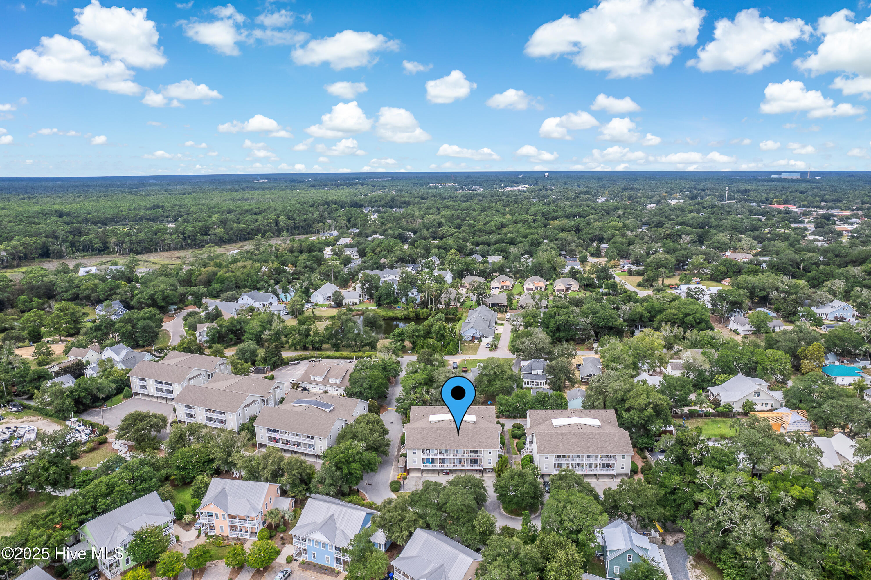 100528014 | Photo 39