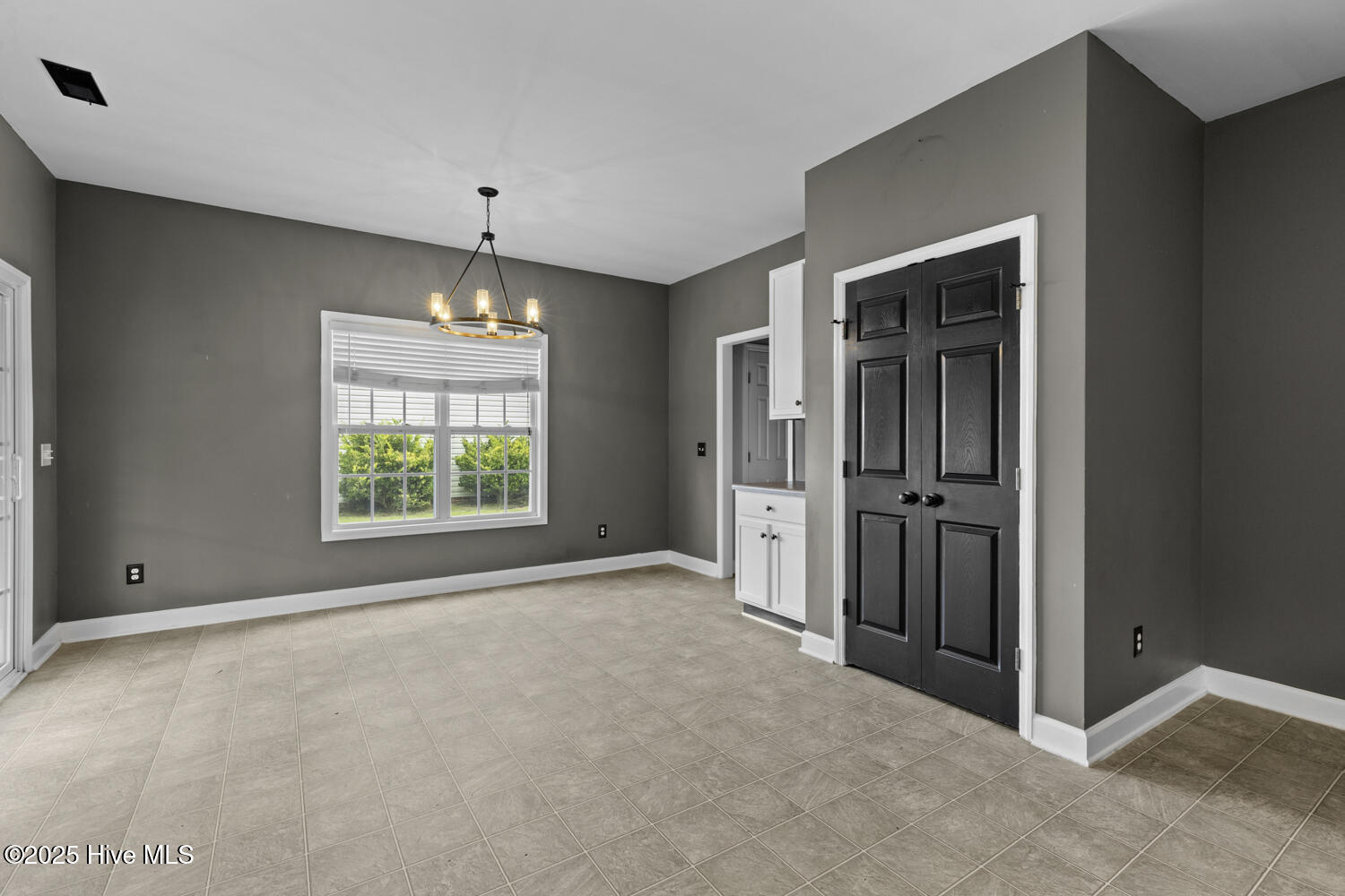 100532522 | Photo 15