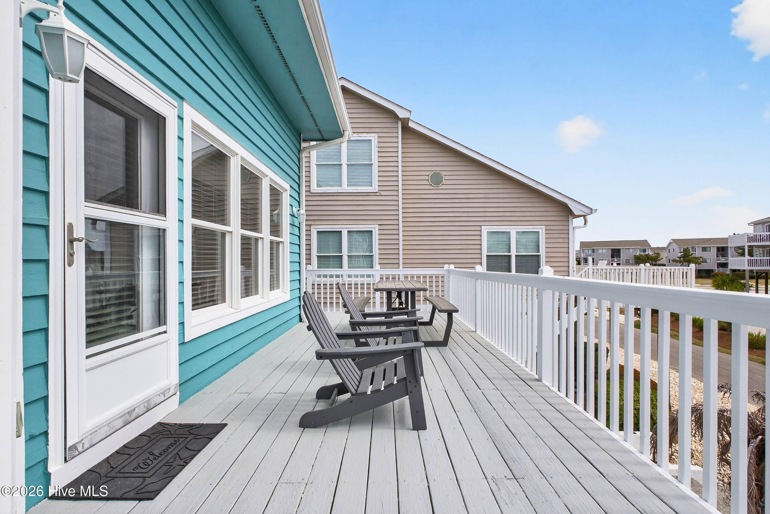 100563035 | Photo 10