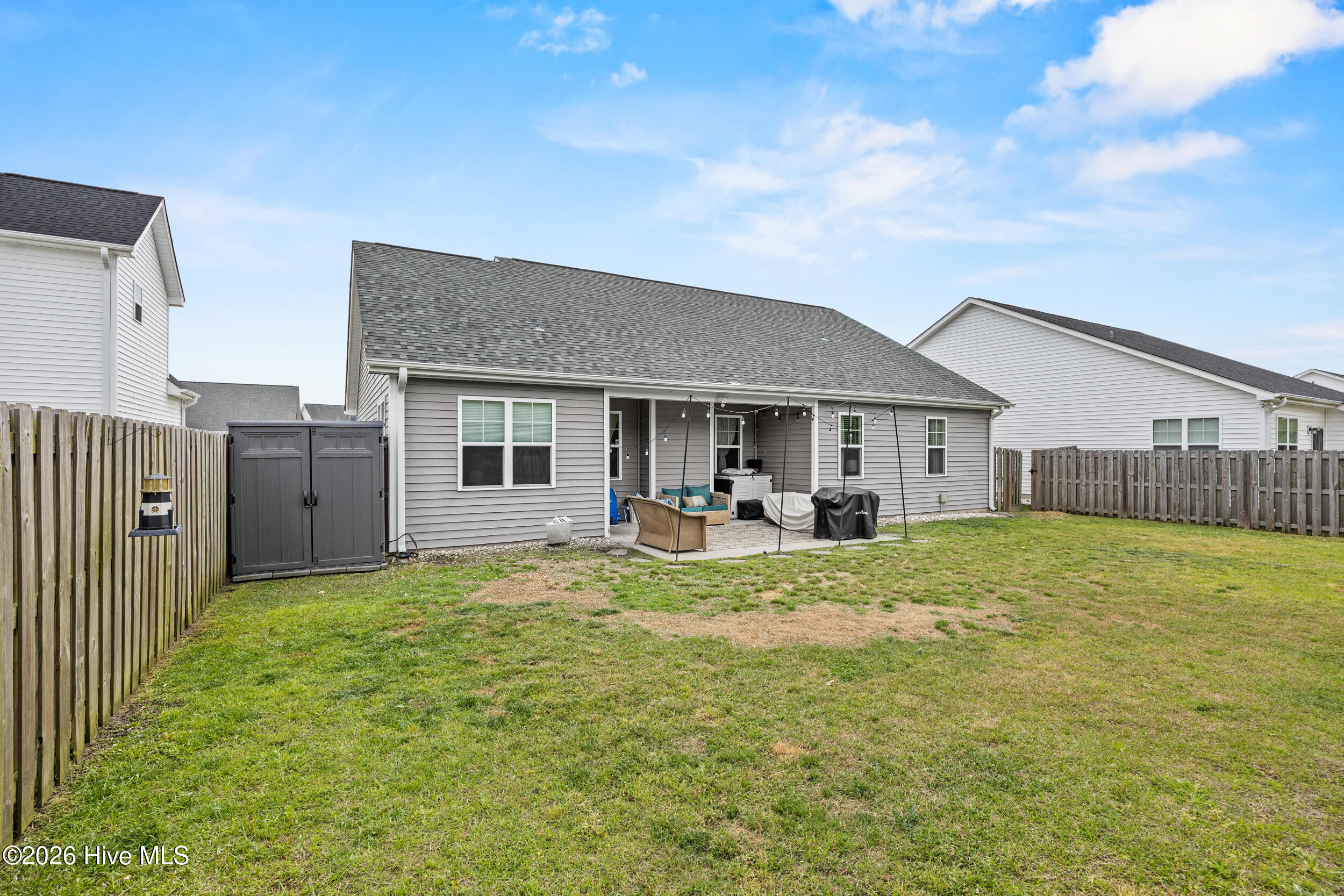 100565874 | Photo 28