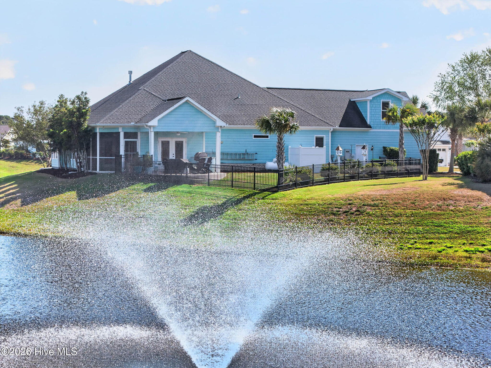 100567612 | Photo 76