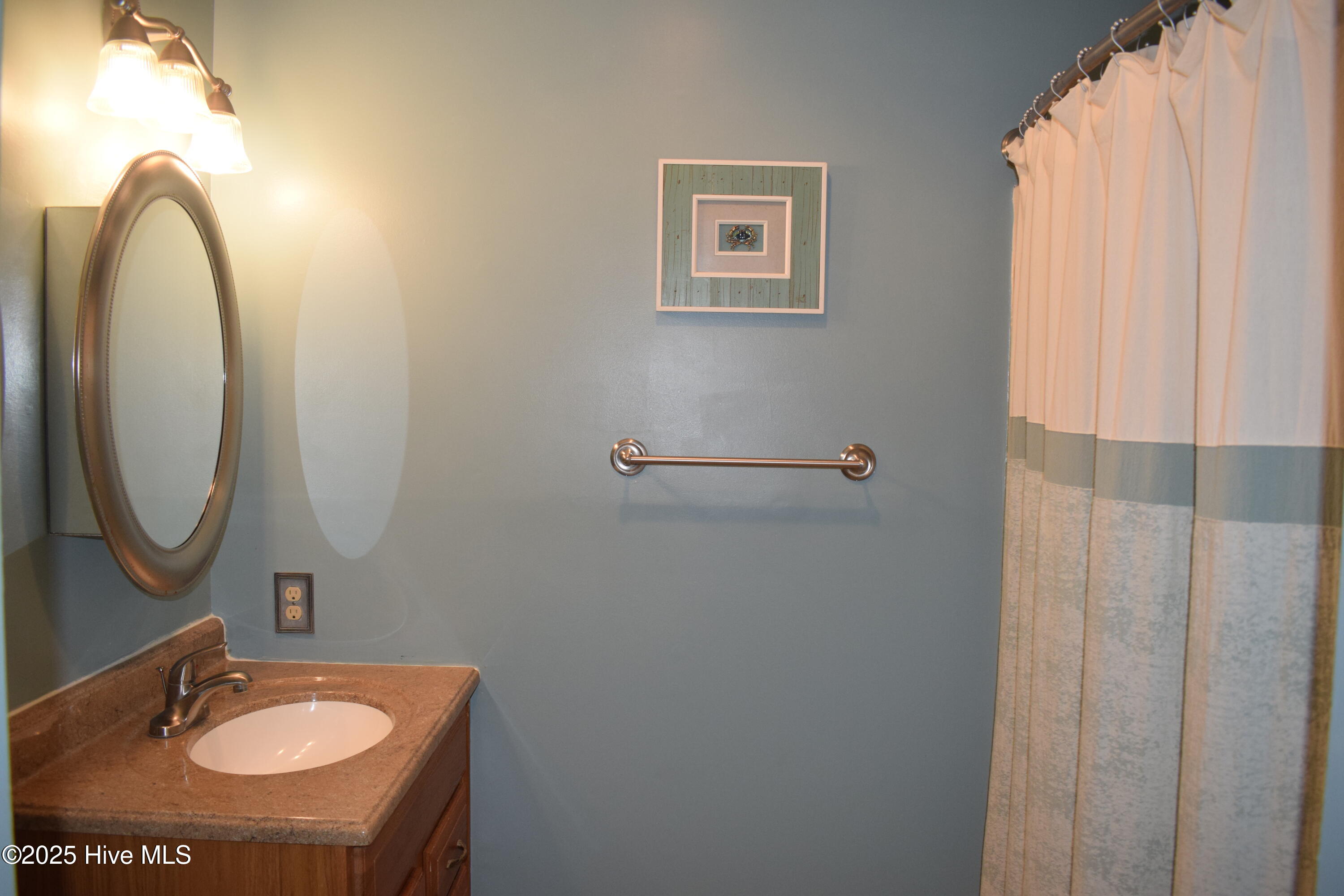 100547630 | Photo 20