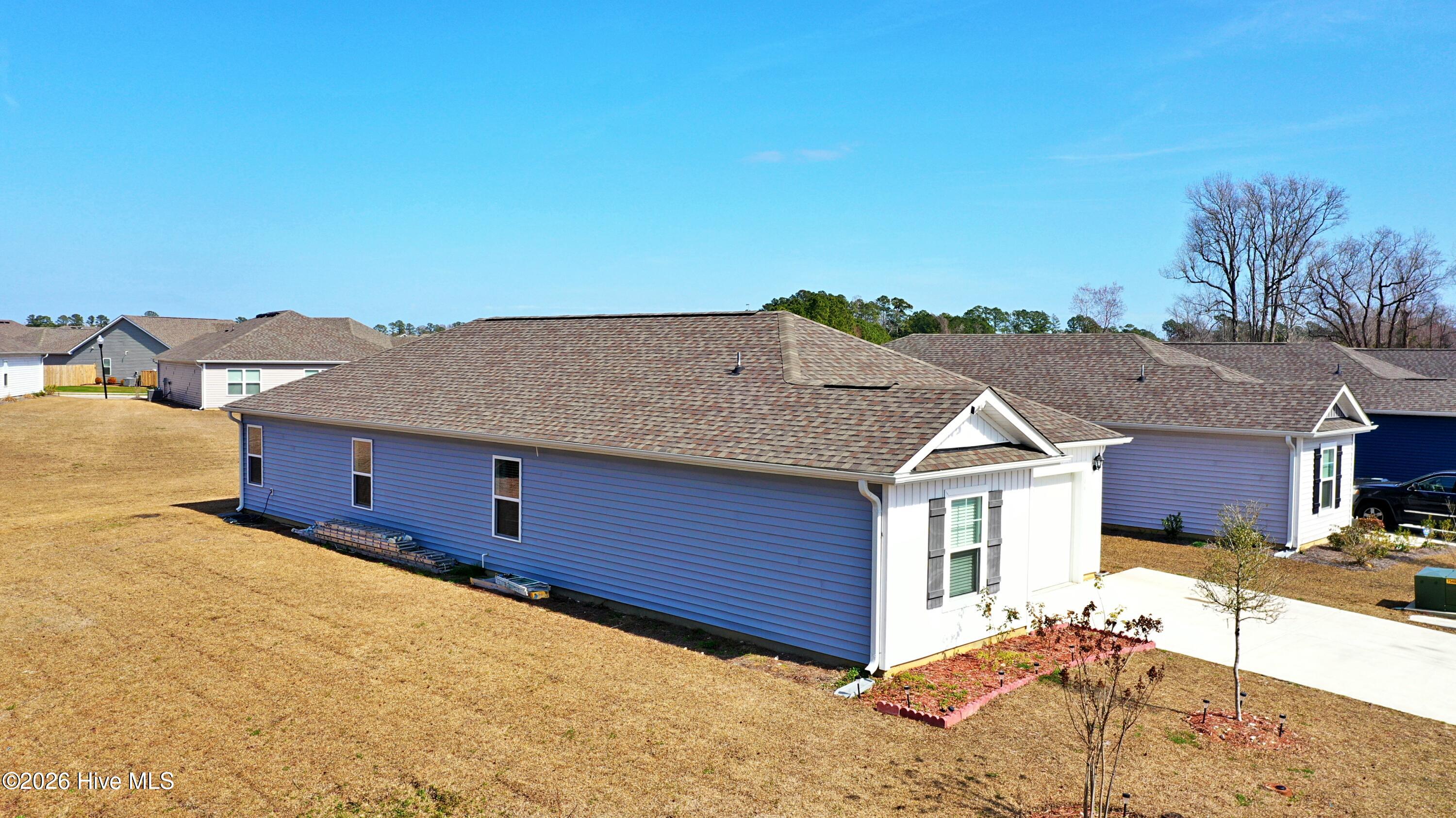 100558474 | Photo 28