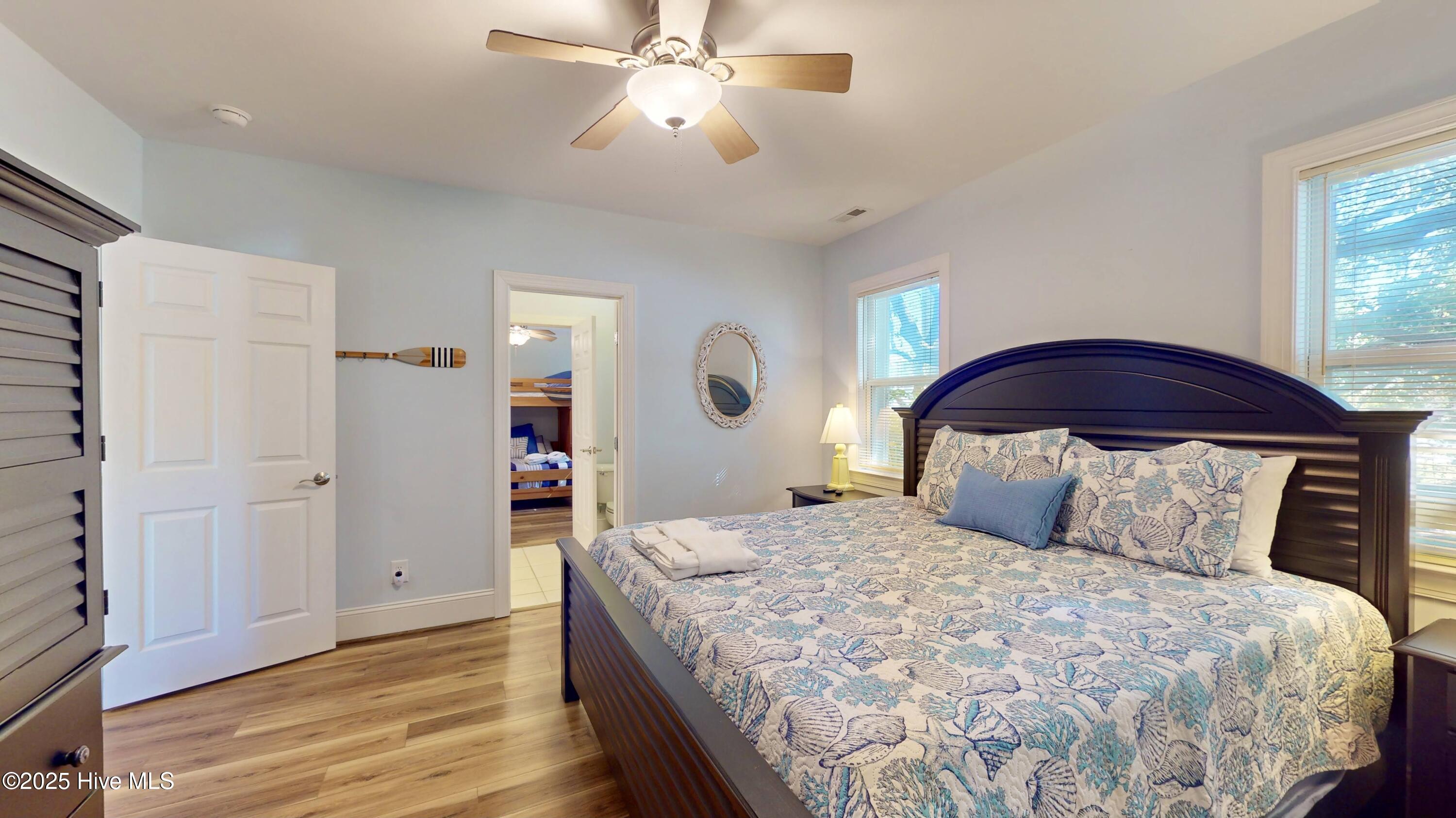 100544157 | Photo 39