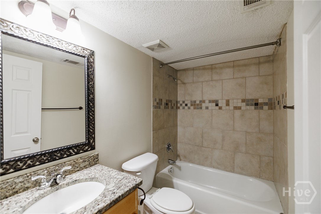 1055 Baxter Street 502