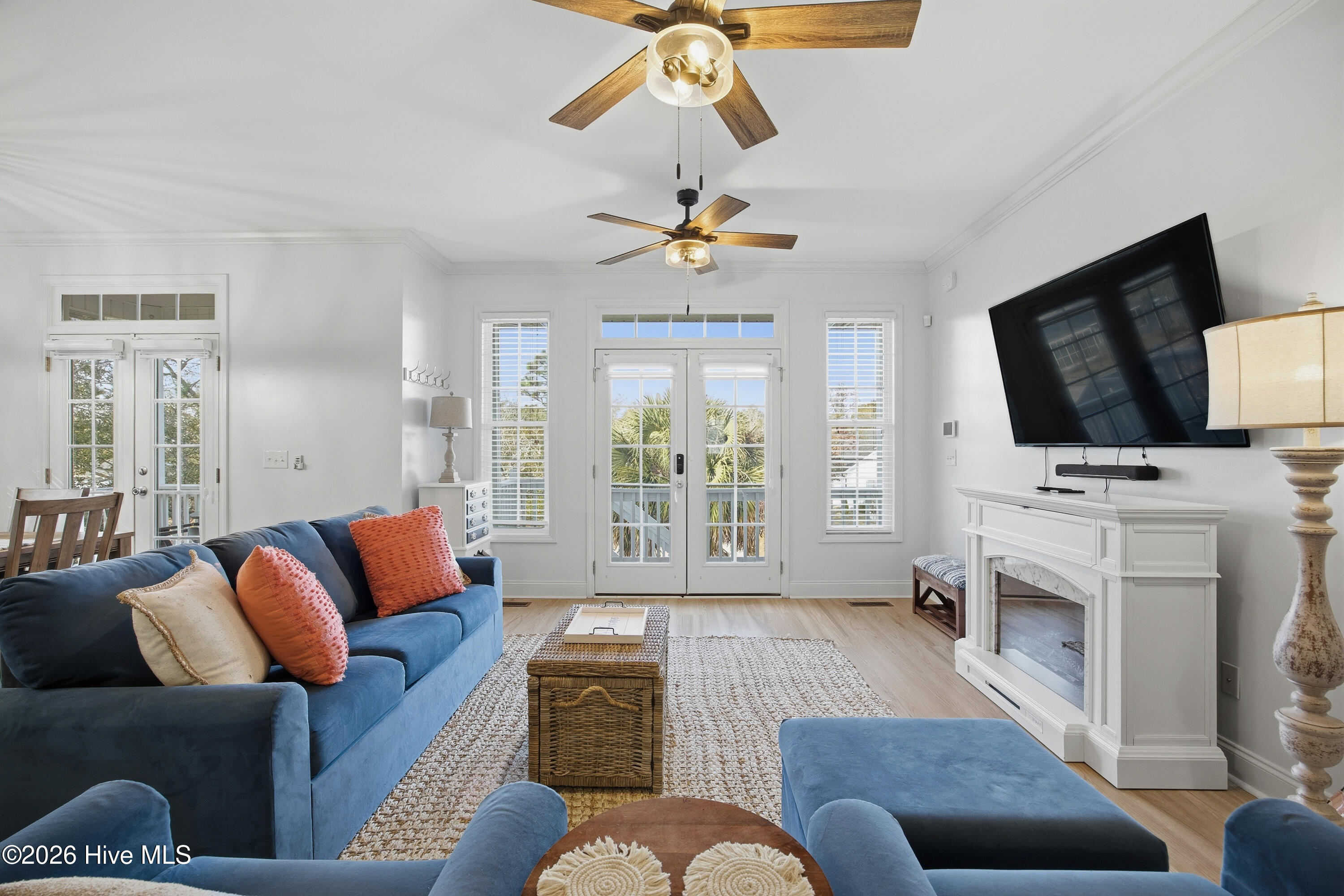 100552701 | Photo 12