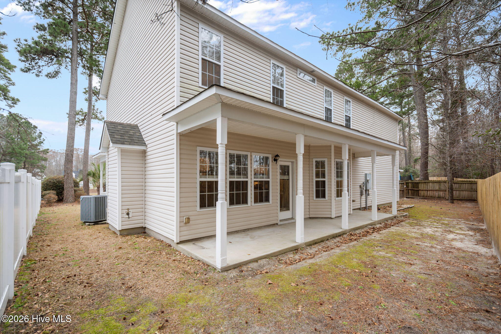 100558076 | Photo 41