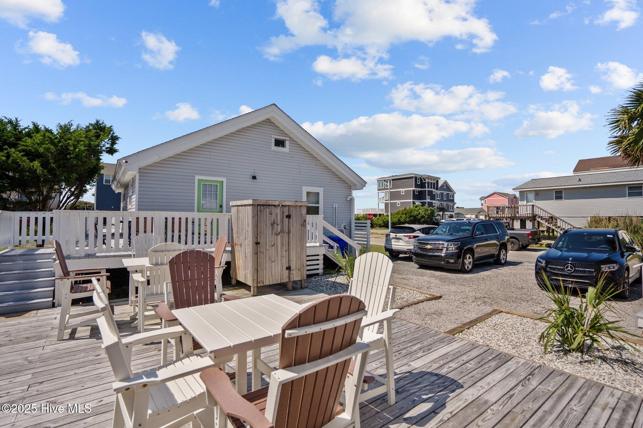 100537194 | Photo 150