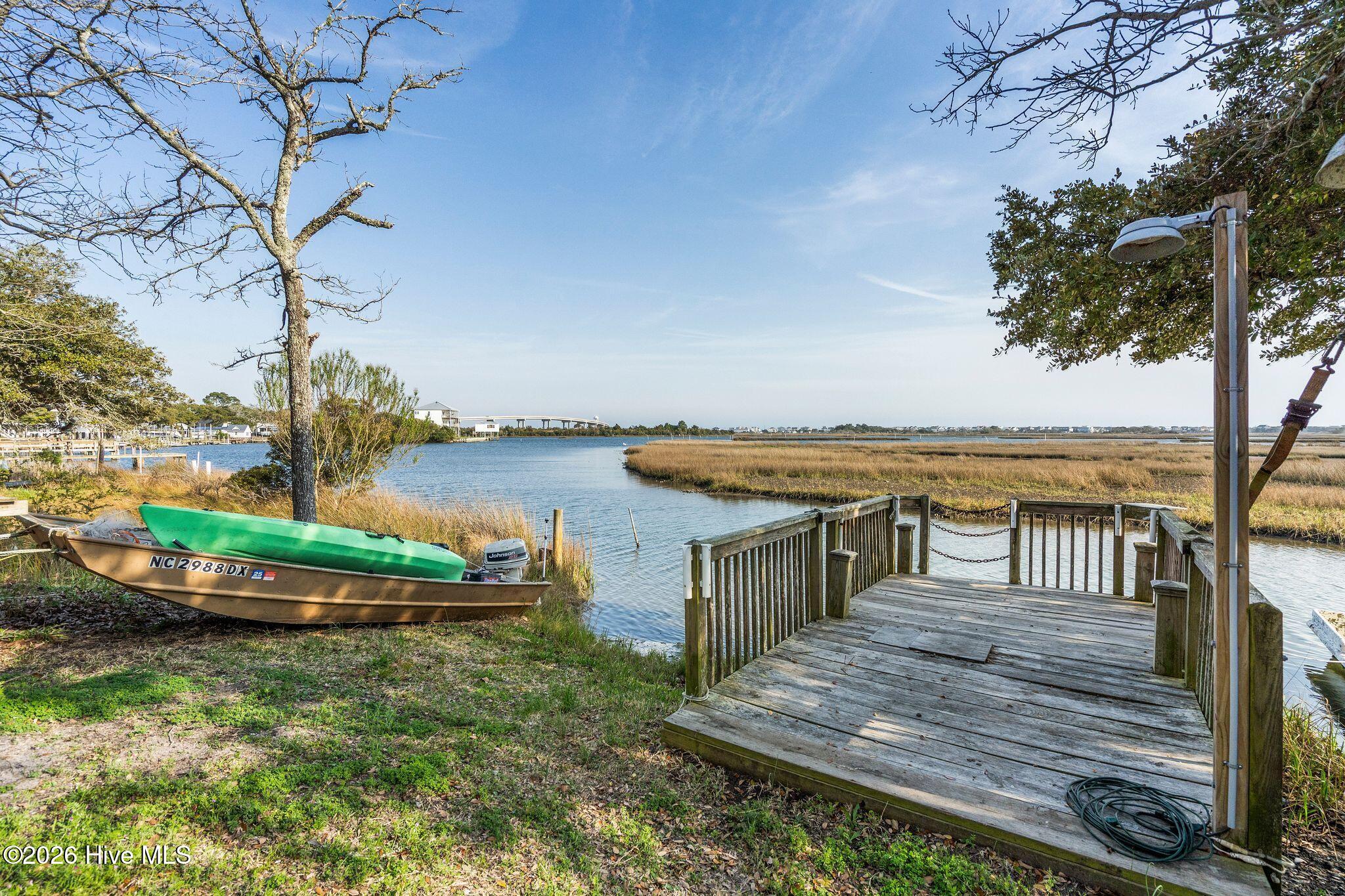 100560101 | Photo 27