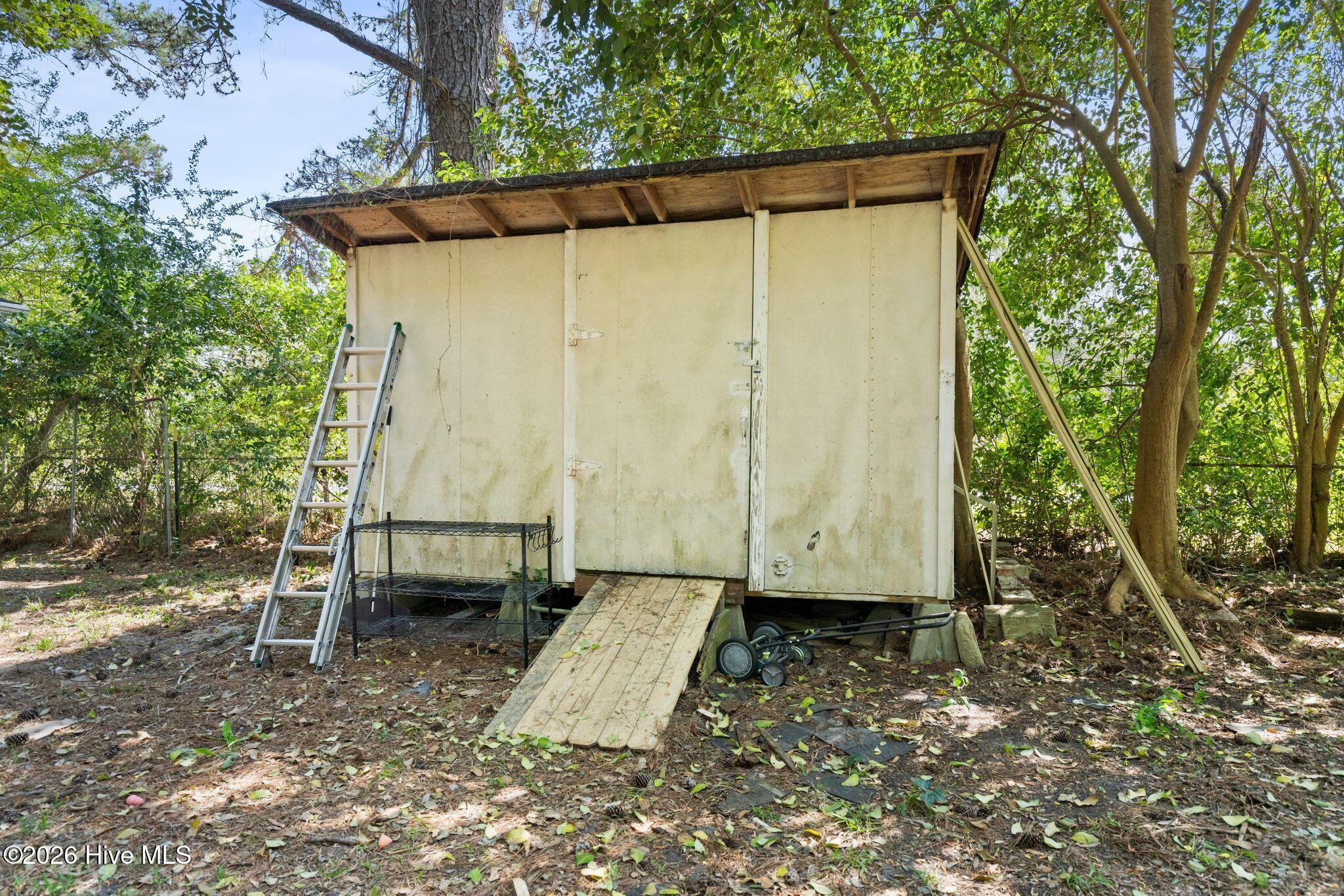 100563696 | Photo 29